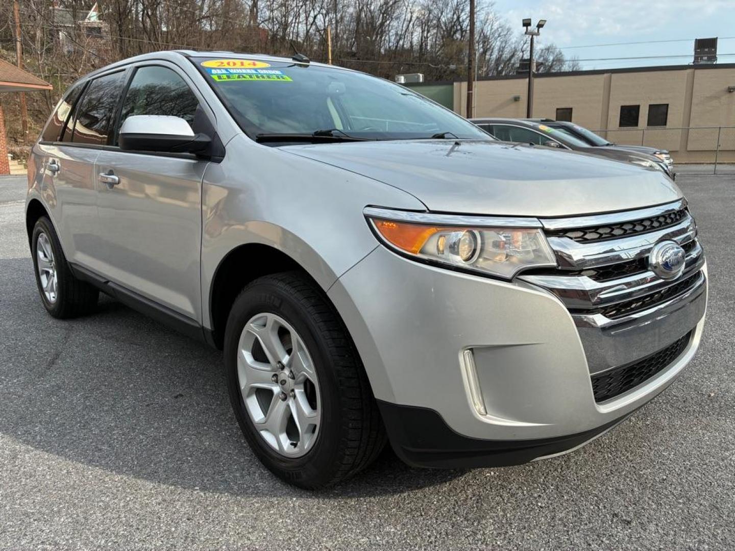 2014 SILVER FORD EDGE SEL (2FMDK4JC5EB) with an 3.5L engine, Automatic transmission, located at 117 North Cameron Street, Harrisburg, PA, 17101, (717) 963-8962, 40.266762, -76.875259 - WE FINANCE!!! Good Credit/ Challenged Credit/ No Credit - ALL Trade-Ins Welcomed!!! APPLY ONLINE or CALL us TODAY ;) Please call us to discuss your cash and/or financing options. - Photo#6
