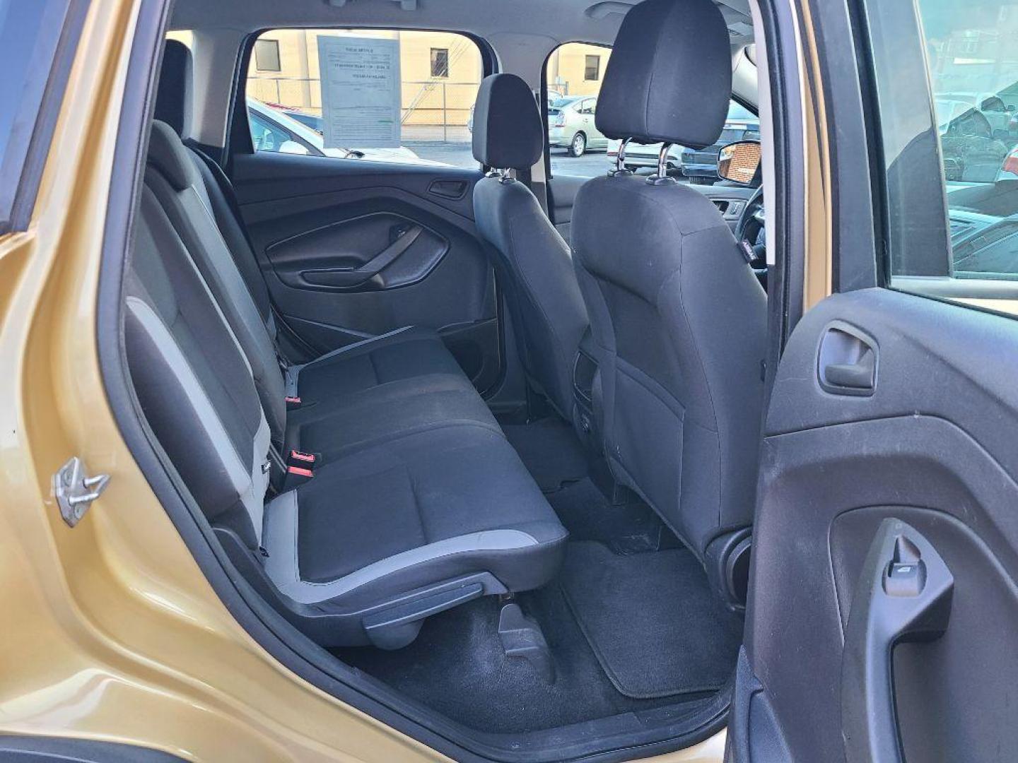2014 GOLD FORD ESCAPE S (1FMCU0F71EU) with an 2.5L engine, Automatic transmission, located at 7981 Paxton Street, Harrisburg, PA, 17111, (717) 561-2926, 40.261490, -76.749229 - WE FINANCE!!! Good Credit/ Bad Credit/ No Credit - ALL Trade-Ins Welcomed!!! ***Guaranteed Credit Approval*** APPLY ONLINE or CALL us TODAY ;) Internet Prices and Marketplace Prices are SPECIAL discounted ***CASH DEALS*** Retail Prices are higher. Please call us to discuss your cash and finan - Photo#12