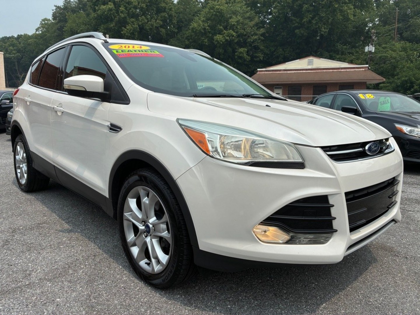 2014 WHITE FORD ESCAPE TITANIUM (1FMCU9J95EU) with an 2.0L engine, Automatic transmission, located at 117 North Cameron Street, Harrisburg, PA, 17101, (717) 963-8962, 40.266762, -76.875259 - WE FINANCE!!! MOST vehicles are available for financing. Good Credit/ Challenged Credit/ No Credit - ALL Trade-Ins Welcomed!!! APPLY ONLINE or CALL us TODAY Please call us to discuss your cash and/or financing options. Thanks for checking our inventory! We're here to help.- Photo#6