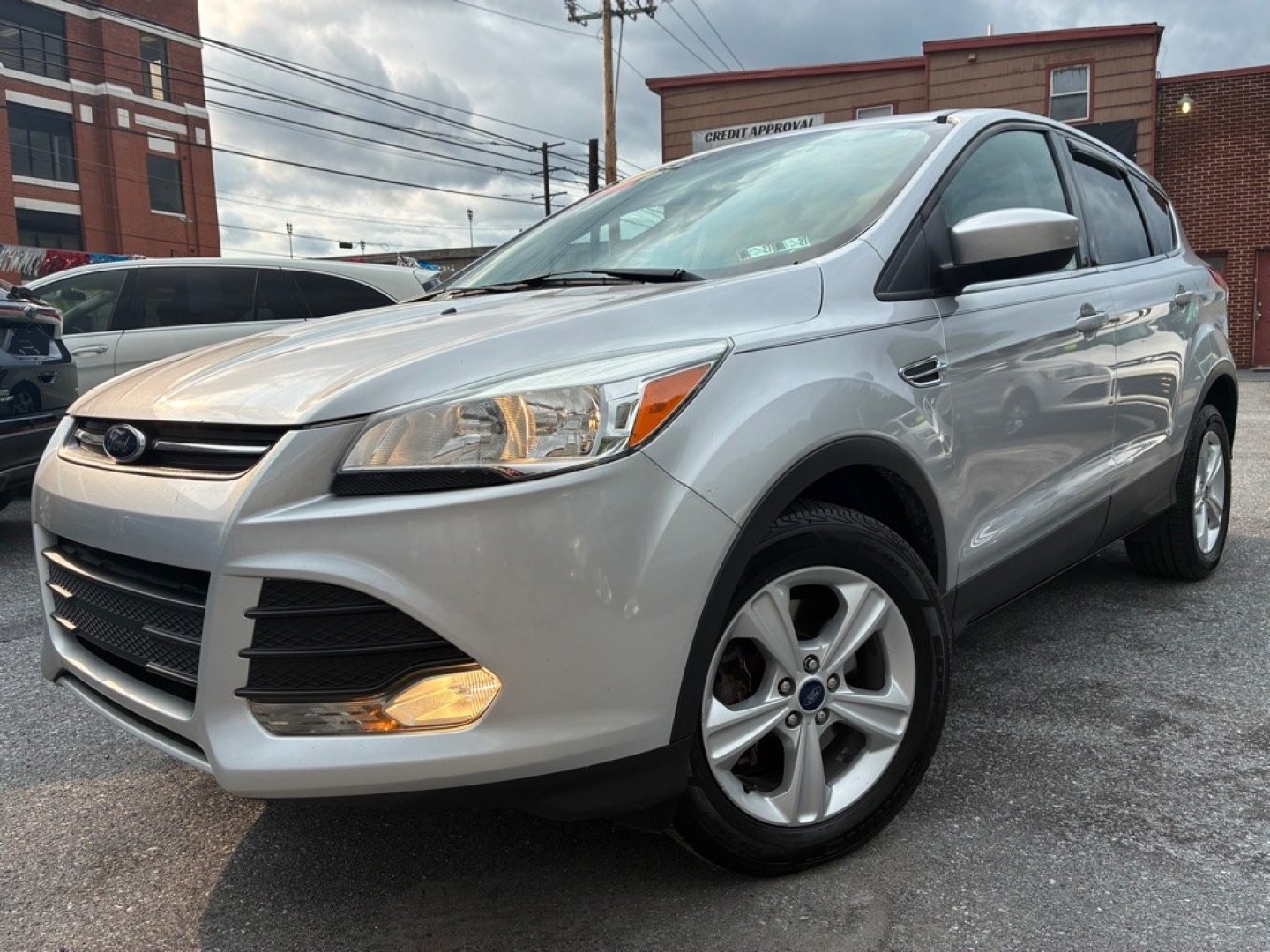 2014 SILVER FORD ESCAPE SE (1FMCU9GX9EU) with an 1.6L engine, Automatic transmission, located at 117 North Cameron Street, Harrisburg, PA, 17101, (717) 963-8962, 40.266762, -76.875259 - WE FINANCE!!! MOST vehicles are available for financing. Good Credit/ Challenged Credit/ No Credit - ALL Trade-Ins Welcomed!!! APPLY ONLINE or CALL us TODAY Please call us to discuss your cash and/or financing options. Thanks for checking our inventory! We're here to help.- Photo#0