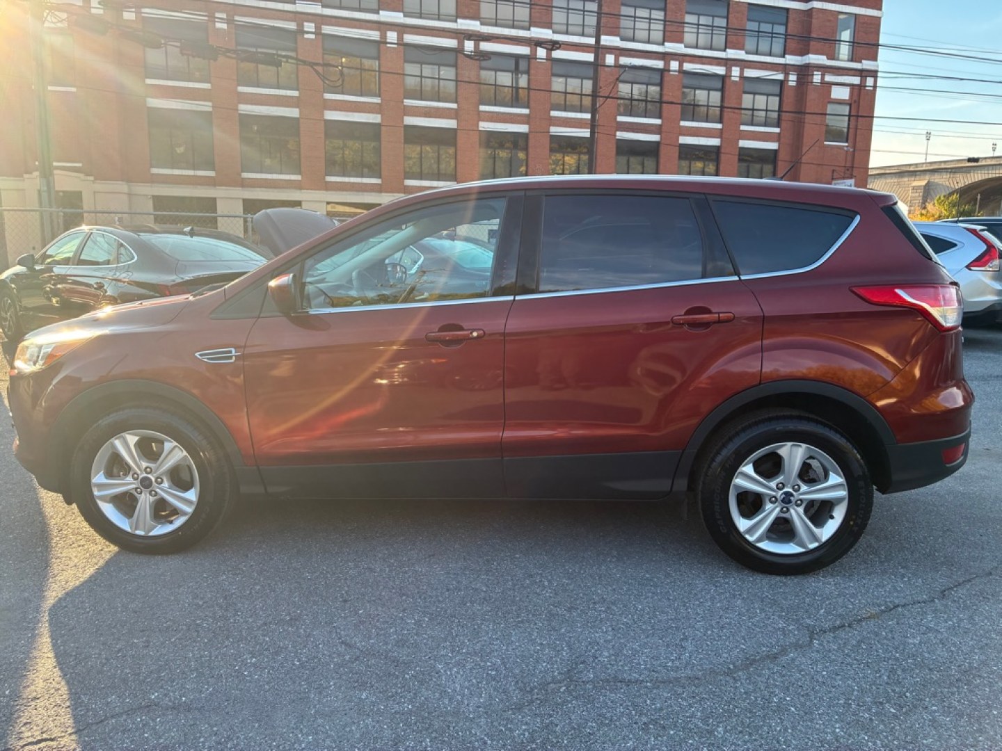 2014 ORANGE FORD ESCAPE SE (1FMCU9GX6EU) with an 1.6L engine, Automatic transmission, located at 117 North Cameron Street, Harrisburg, PA, 17101, (717) 963-8962, 40.266762, -76.875259 - WE FINANCE!!! MOST vehicles are available for financing. Good Credit/ Challenged Credit/ No Credit - ALL Trade-Ins Welcomed!!! APPLY ONLINE or CALL us TODAY Please call us to discuss your cash and/or financing options. Thanks for checking our inventory! We're here to help.- Photo#1