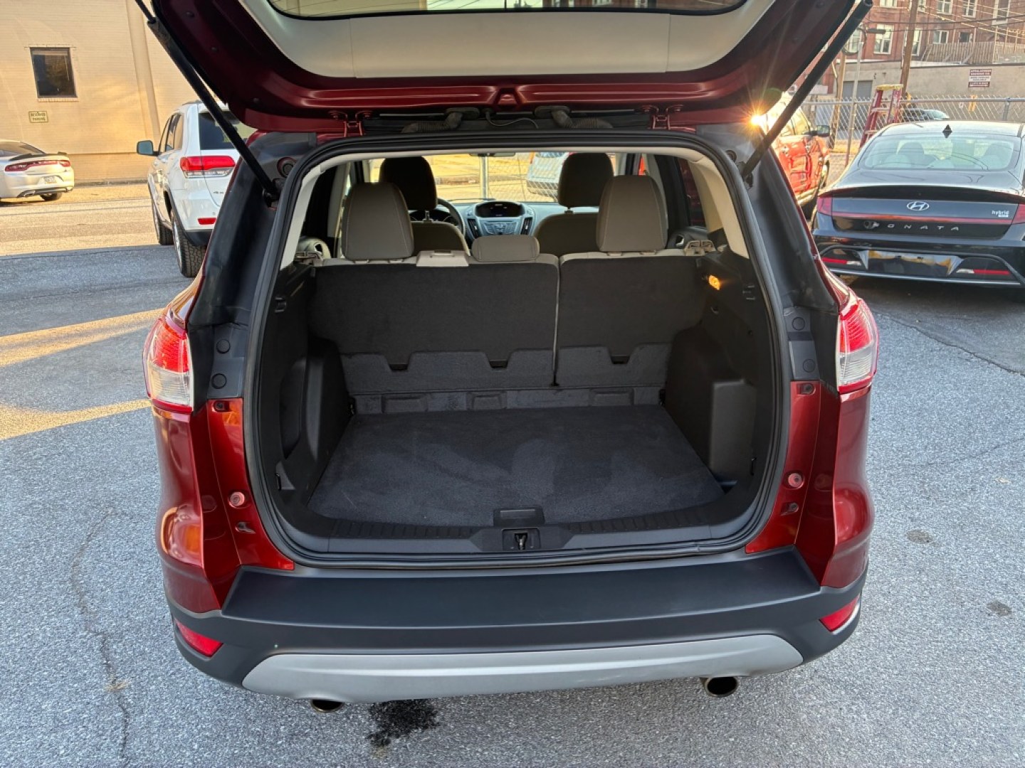 2014 ORANGE FORD ESCAPE SE (1FMCU9GX6EU) with an 1.6L engine, Automatic transmission, located at 117 North Cameron Street, Harrisburg, PA, 17101, (717) 963-8962, 40.266762, -76.875259 - WE FINANCE!!! MOST vehicles are available for financing. Good Credit/ Challenged Credit/ No Credit - ALL Trade-Ins Welcomed!!! APPLY ONLINE or CALL us TODAY Please call us to discuss your cash and/or financing options. Thanks for checking our inventory! We're here to help.- Photo#10