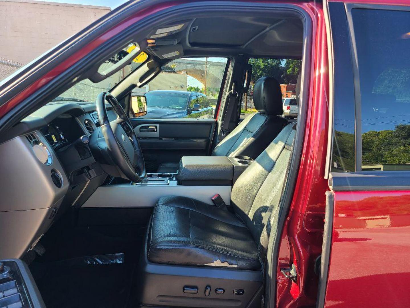 2014 RED FORD EXPEDITION LIMITED (1FMJU2A52EE) with an 5.4L engine, Automatic transmission, located at 117 North Cameron Street, Harrisburg, PA, 17101, (717) 963-8962, 40.266762, -76.875259 - WE FINANCE!!! Good Credit/ Bad Credit/ No Credit - ALL Trade-Ins Welcomed!!! ***Guaranteed Credit Approval*** APPLY ONLINE or CALL us TODAY ;) Internet Prices and Marketplace Prices are SPECIAL discounted ***CASH DEALS*** Retail Prices are higher. Please call us to discuss your cash and finan - Photo#24