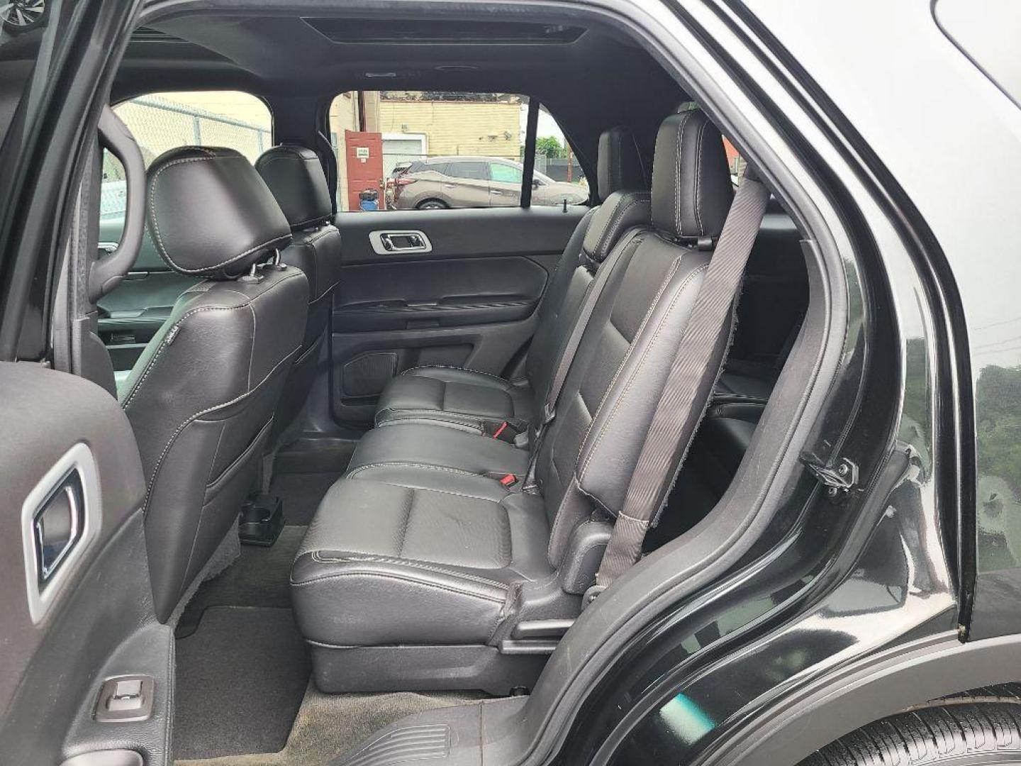 2014 BLACK FORD EXPLORER SPORT (1FM5K8GT5EG) with an 3.5L engine, Automatic transmission, located at 117 North Cameron Street, Harrisburg, PA, 17101, (717) 963-8962, 40.266762, -76.875259 - WE FINANCE!!! Good Credit/ Bad Credit/ No Credit - ALL Trade-Ins Welcomed!!! ***Guaranteed Credit Approval*** APPLY ONLINE or CALL us TODAY ;) Internet Prices and Marketplace Prices are SPECIAL discounted ***CASH DEALS*** Retail Prices are higher. Please call us to discuss your cash and finan - Photo#17