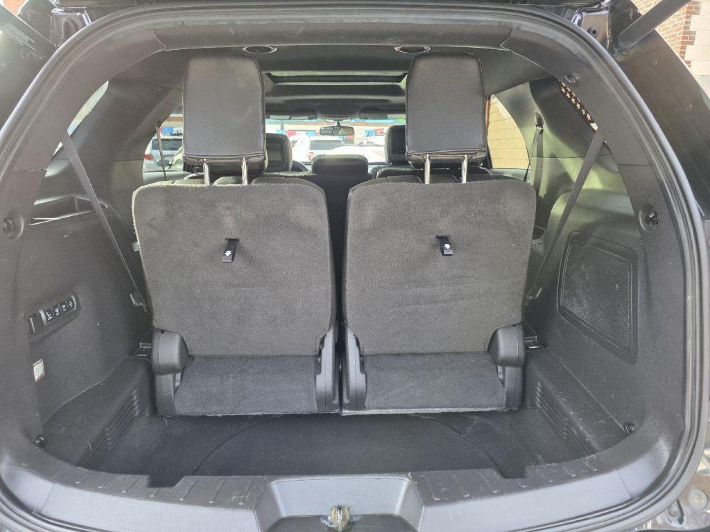 2014 BLACK FORD EXPLORER LIMITED (1FM5K8F8XEG) with an 3.5L engine, Automatic transmission, located at 117 North Cameron Street, Harrisburg, PA, 17101, (717) 963-8962, 40.266762, -76.875259 - WE FINANCE!!! Good Credit/ Bad Credit/ No Credit - ALL Trade-Ins Welcomed!!! ***Guaranteed Credit Approval*** APPLY ONLINE or CALL us TODAY ;) Please call us to discuss your cash and financing options. - Photo#13