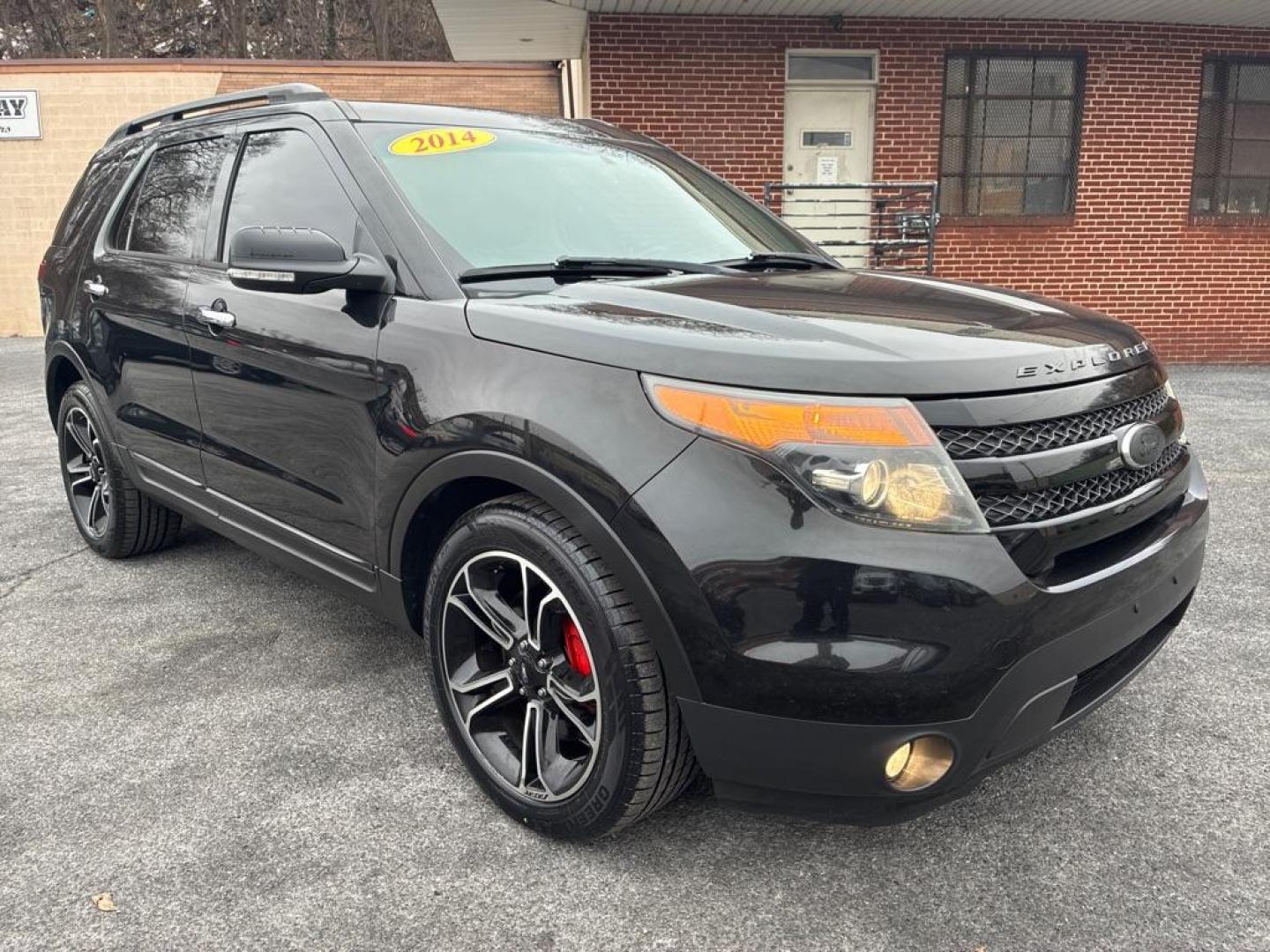 2014 BLACK FORD EXPLORER SPORT (1FM5K8GT5EG) with an 3.5L engine, Automatic transmission, located at 7981 Paxton Street, Harrisburg, PA, 17111, (717) 561-2926, 40.261490, -76.749229 - WE FINANCE!!! Good Credit/ Challenged Credit/ No Credit - ALL Trade-Ins Welcomed!!! APPLY ONLINE or CALL us TODAY ;) Please call us to discuss your cash and/or financing options. - Photo#6