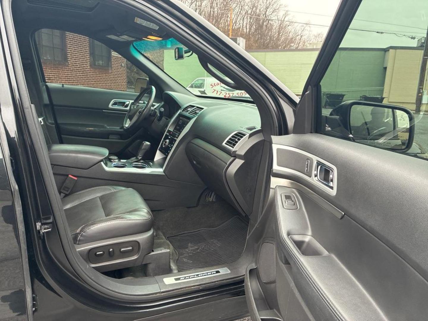 2014 BLACK FORD EXPLORER SPORT (1FM5K8GT5EG) with an 3.5L engine, Automatic transmission, located at 7981 Paxton Street, Harrisburg, PA, 17111, (717) 561-2926, 40.261490, -76.749229 - WE FINANCE!!! Good Credit/ Challenged Credit/ No Credit - ALL Trade-Ins Welcomed!!! APPLY ONLINE or CALL us TODAY ;) Please call us to discuss your cash and/or financing options. - Photo#8