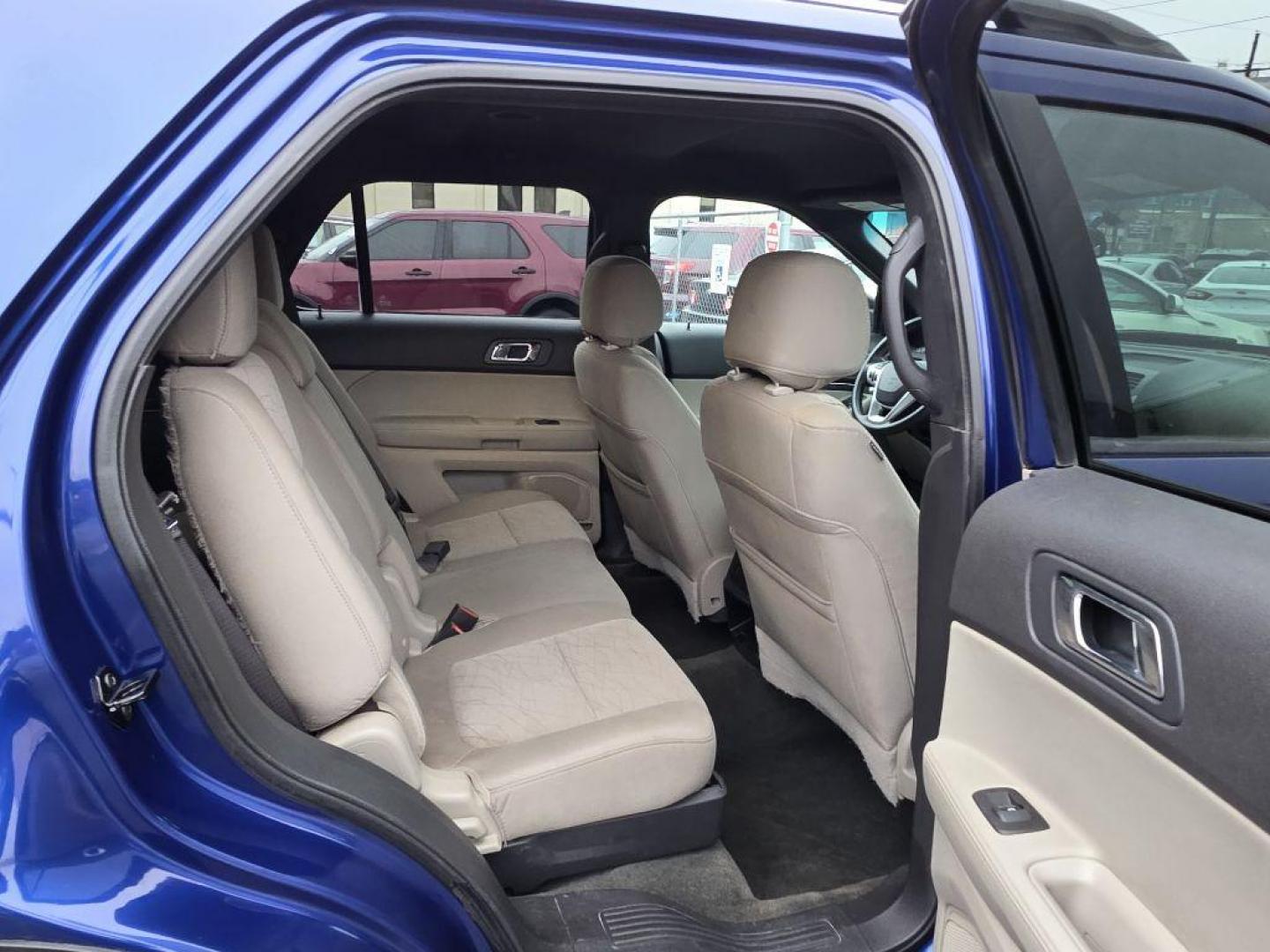 2014 BLUE FORD EXPLORER BASE (1FM5K8B80EG) with an 3.5L engine, Automatic transmission, located at 117 North Cameron Street, Harrisburg, PA, 17101, (717) 963-8962, 40.266762, -76.875259 - WE FINANCE!!! Good Credit/ Challenged Credit/ No Credit - ALL Trade-Ins Welcomed!!! APPLY ONLINE or CALL us TODAY ;) Please call us to discuss your cash and/or financing options. - Photo#11