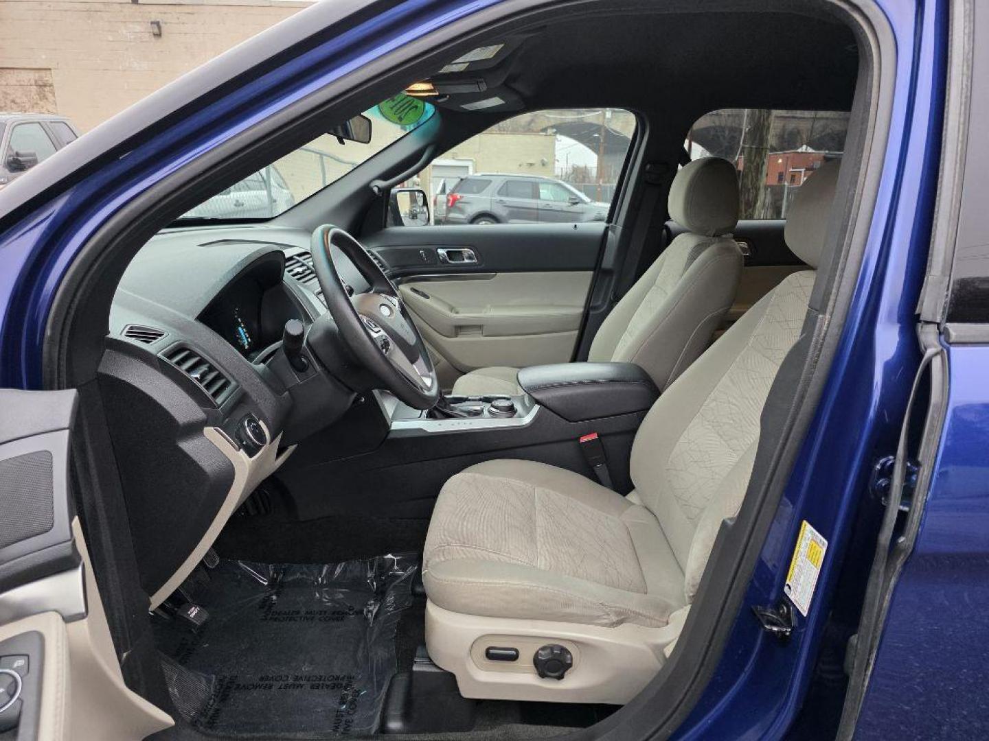 2014 BLUE FORD EXPLORER BASE (1FM5K8B80EG) with an 3.5L engine, Automatic transmission, located at 117 North Cameron Street, Harrisburg, PA, 17101, (717) 963-8962, 40.266762, -76.875259 - WE FINANCE!!! Good Credit/ Challenged Credit/ No Credit - ALL Trade-Ins Welcomed!!! APPLY ONLINE or CALL us TODAY ;) Please call us to discuss your cash and/or financing options. - Photo#14