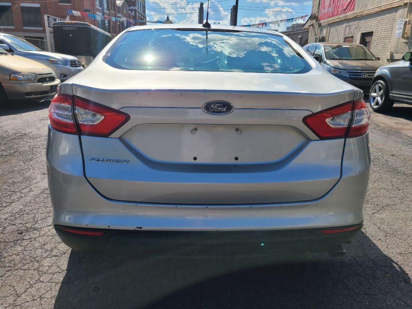 2014 SILVER FORD FUSION S (1FA6P0G7XE5) with an 2.5L engine, Automatic transmission, located at 7981 Paxton Street, Harrisburg, PA, 17111, (717) 561-2926, 40.261490, -76.749229 - WE FINANCE!!! Good Credit/ Bad Credit/ No Credit - ALL Trade-Ins Welcomed!!! ***Guaranteed Credit Approval*** APPLY ONLINE or CALL us TODAY ;) Internet Prices and Marketplace Prices are SPECIAL discounted ***CASH DEALS*** Retail Prices are higher. Please call us to discuss your cash and finan - Photo#3