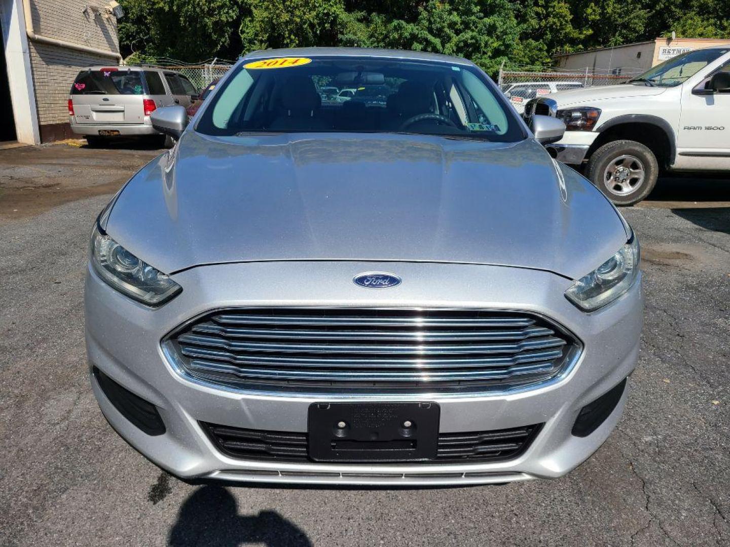 2014 SILVER FORD FUSION S (1FA6P0G7XE5) with an 2.5L engine, Automatic transmission, located at 7981 Paxton Street, Harrisburg, PA, 17111, (717) 561-2926, 40.261490, -76.749229 - WE FINANCE!!! Good Credit/ Bad Credit/ No Credit - ALL Trade-Ins Welcomed!!! ***Guaranteed Credit Approval*** APPLY ONLINE or CALL us TODAY ;) Internet Prices and Marketplace Prices are SPECIAL discounted ***CASH DEALS*** Retail Prices are higher. Please call us to discuss your cash and finan - Photo#7