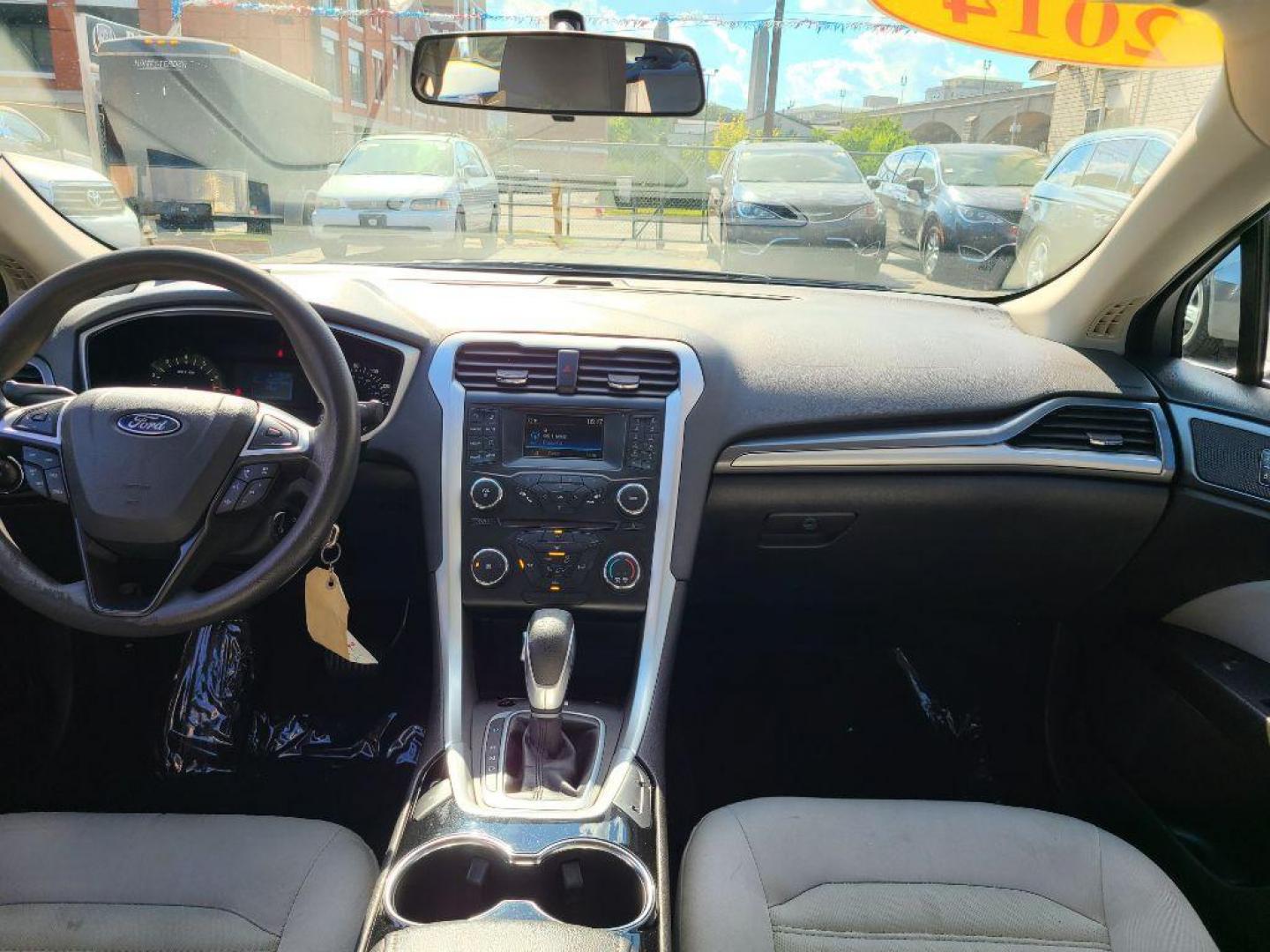 2014 SILVER FORD FUSION S (1FA6P0G7XE5) with an 2.5L engine, Automatic transmission, located at 7981 Paxton Street, Harrisburg, PA, 17111, (717) 561-2926, 40.261490, -76.749229 - WE FINANCE!!! Good Credit/ Bad Credit/ No Credit - ALL Trade-Ins Welcomed!!! ***Guaranteed Credit Approval*** APPLY ONLINE or CALL us TODAY ;) Internet Prices and Marketplace Prices are SPECIAL discounted ***CASH DEALS*** Retail Prices are higher. Please call us to discuss your cash and finan - Photo#9