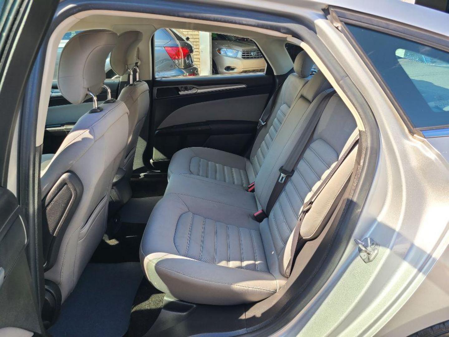 2014 SILVER FORD FUSION S (1FA6P0G7XE5) with an 2.5L engine, Automatic transmission, located at 7981 Paxton Street, Harrisburg, PA, 17111, (717) 561-2926, 40.261490, -76.749229 - WE FINANCE!!! Good Credit/ Bad Credit/ No Credit - ALL Trade-Ins Welcomed!!! ***Guaranteed Credit Approval*** APPLY ONLINE or CALL us TODAY ;) Internet Prices and Marketplace Prices are SPECIAL discounted ***CASH DEALS*** Retail Prices are higher. Please call us to discuss your cash and finan - Photo#11