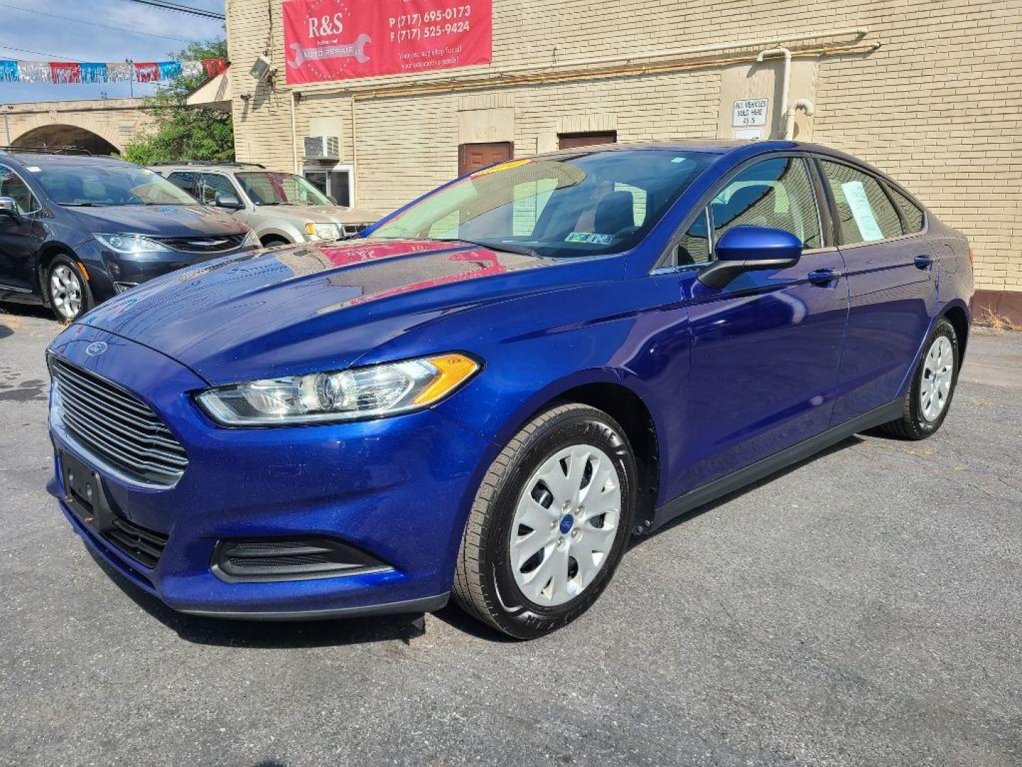 2014 BLUE FORD FUSION S (1FA6P0G72E5) with an 2.5L engine, Automatic transmission, located at 117 North Cameron Street, Harrisburg, PA, 17101, (717) 963-8962, 40.266762, -76.875259 - WE FINANCE!!! Good Credit/ Bad Credit/ No Credit - ALL Trade-Ins Welcomed!!! ***Guaranteed Credit Approval*** APPLY ONLINE or CALL us TODAY ;) Internet Prices and Marketplace Prices are SPECIAL discounted ***CASH DEALS*** Retail Prices are higher. Please call us to discuss your cash and finan - Photo#0