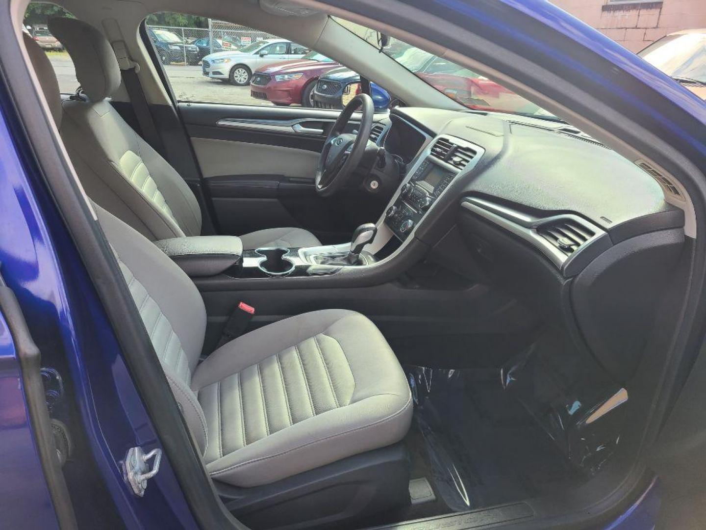 2014 BLUE FORD FUSION S (1FA6P0G72E5) with an 2.5L engine, Automatic transmission, located at 117 North Cameron Street, Harrisburg, PA, 17101, (717) 963-8962, 40.266762, -76.875259 - WE FINANCE!!! Good Credit/ Bad Credit/ No Credit - ALL Trade-Ins Welcomed!!! ***Guaranteed Credit Approval*** APPLY ONLINE or CALL us TODAY ;) Internet Prices and Marketplace Prices are SPECIAL discounted ***CASH DEALS*** Retail Prices are higher. Please call us to discuss your cash and finan - Photo#13