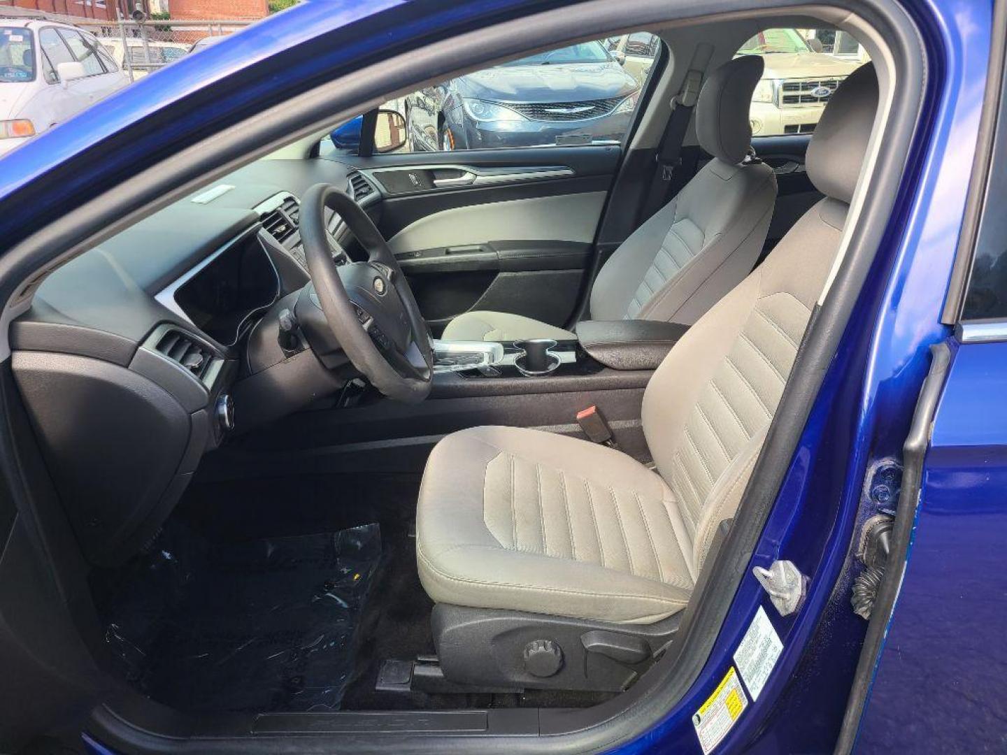 2014 BLUE FORD FUSION S (1FA6P0G72E5) with an 2.5L engine, Automatic transmission, located at 117 North Cameron Street, Harrisburg, PA, 17101, (717) 963-8962, 40.266762, -76.875259 - WE FINANCE!!! Good Credit/ Bad Credit/ No Credit - ALL Trade-Ins Welcomed!!! ***Guaranteed Credit Approval*** APPLY ONLINE or CALL us TODAY ;) Internet Prices and Marketplace Prices are SPECIAL discounted ***CASH DEALS*** Retail Prices are higher. Please call us to discuss your cash and finan - Photo#17