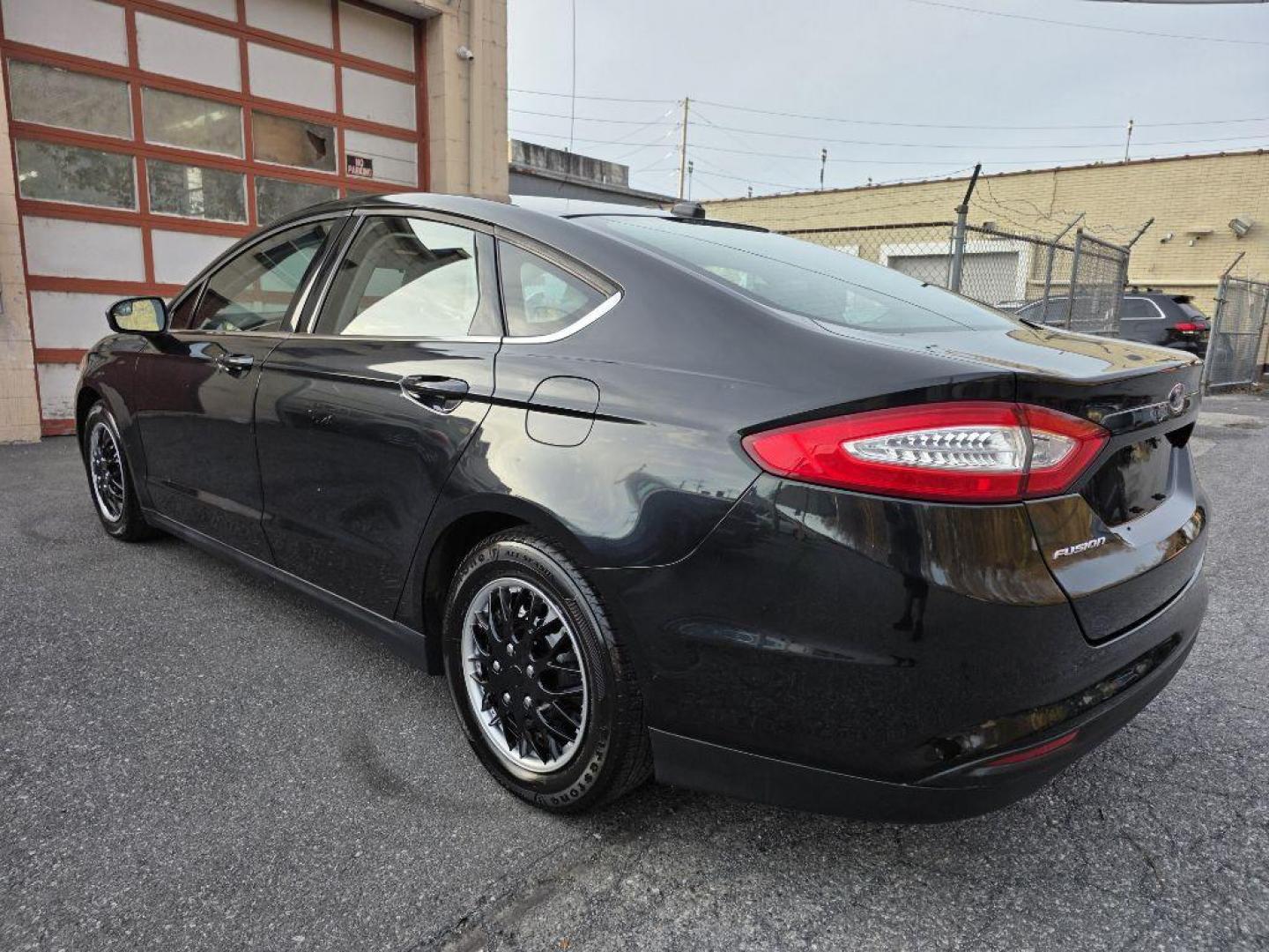 2014 BLACK FORD FUSION S (1FA6P0G74E5) with an 2.5L engine, Automatic transmission, located at 7981 Paxton Street, Harrisburg, PA, 17111, (717) 561-2926, 40.261490, -76.749229 - WE FINANCE!!! Good Credit/ Bad Credit/ No Credit - ALL Trade-Ins Welcomed!!! ***Guaranteed Credit Approval*** APPLY ONLINE or CALL us TODAY ;) Please call us to discuss your cash and financing options. - Photo#2