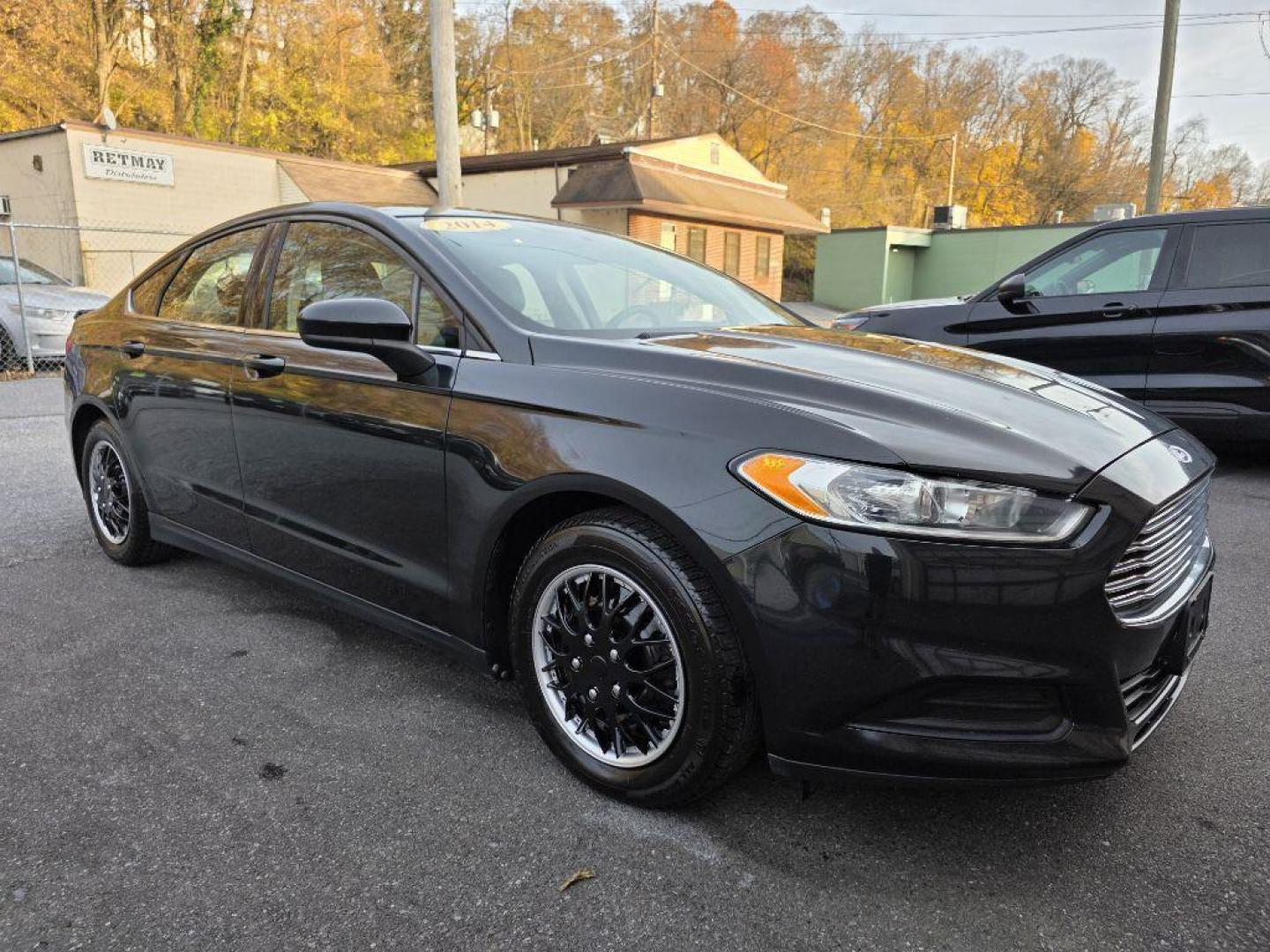 2014 BLACK FORD FUSION S (1FA6P0G74E5) with an 2.5L engine, Automatic transmission, located at 7981 Paxton Street, Harrisburg, PA, 17111, (717) 561-2926, 40.261490, -76.749229 - WE FINANCE!!! Good Credit/ Bad Credit/ No Credit - ALL Trade-Ins Welcomed!!! ***Guaranteed Credit Approval*** APPLY ONLINE or CALL us TODAY ;) Please call us to discuss your cash and financing options. - Photo#6
