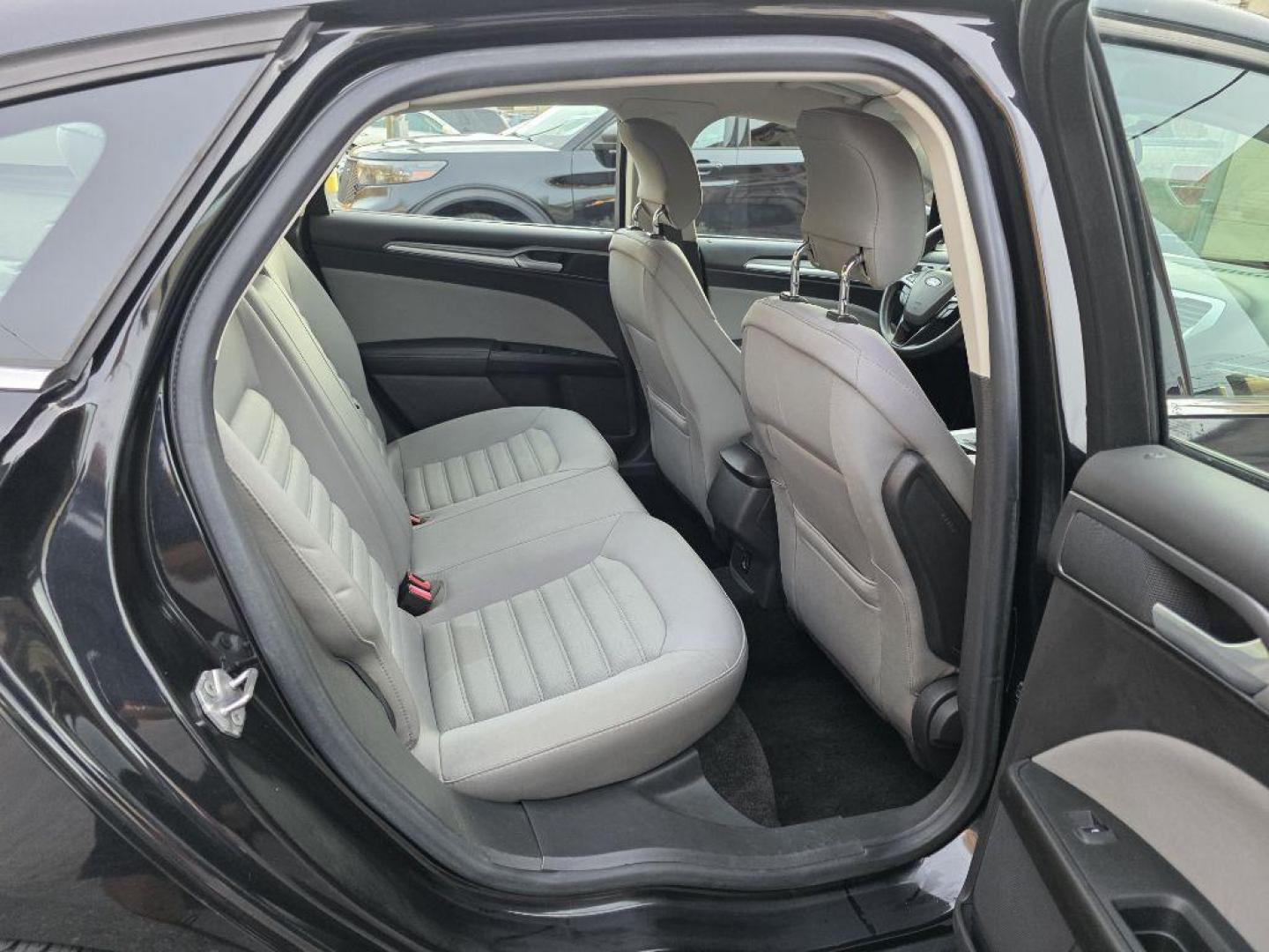 2014 BLACK FORD FUSION S (1FA6P0G74E5) with an 2.5L engine, Automatic transmission, located at 7981 Paxton Street, Harrisburg, PA, 17111, (717) 561-2926, 40.261490, -76.749229 - WE FINANCE!!! Good Credit/ Bad Credit/ No Credit - ALL Trade-Ins Welcomed!!! ***Guaranteed Credit Approval*** APPLY ONLINE or CALL us TODAY ;) Please call us to discuss your cash and financing options. - Photo#10