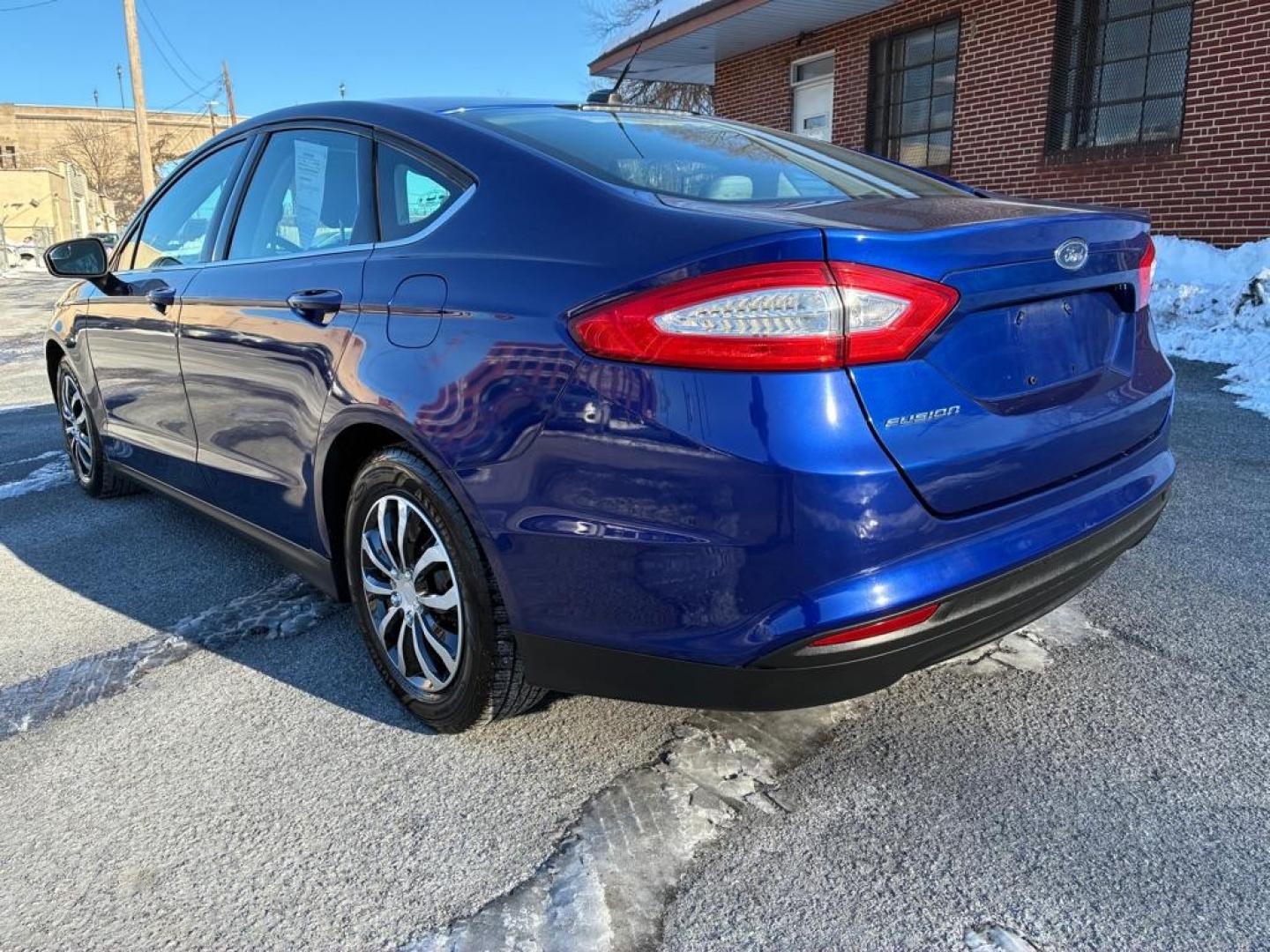 2014 BLUE FORD FUSION S (1FA6P0G7XE5) with an 2.5L engine, Automatic transmission, located at 117 North Cameron Street, Harrisburg, PA, 17101, (717) 963-8962, 40.266762, -76.875259 - WE FINANCE!!! Good Credit/ Challenged Credit/ No Credit - ALL Trade-Ins Welcomed!!! APPLY ONLINE or CALL us TODAY ;) Please call us to discuss your cash and/or financing options. - Photo#2