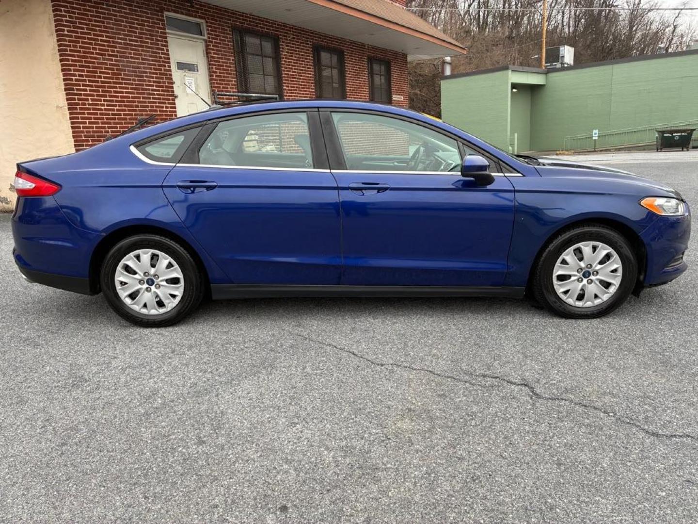 2014 BLUE FORD FUSION S (1FA6P0G7XE5) with an 2.5L engine, Automatic transmission, located at 117 North Cameron Street, Harrisburg, PA, 17101, (717) 963-8962, 40.266762, -76.875259 - WE FINANCE!!! Good Credit/ Bad Credit/ No Credit - ALL Trade-Ins Welcomed!!! ***Guaranteed Credit Approval*** APPLY ONLINE or CALL us TODAY ;) Please call us to discuss your cash and financing options. - Photo#2