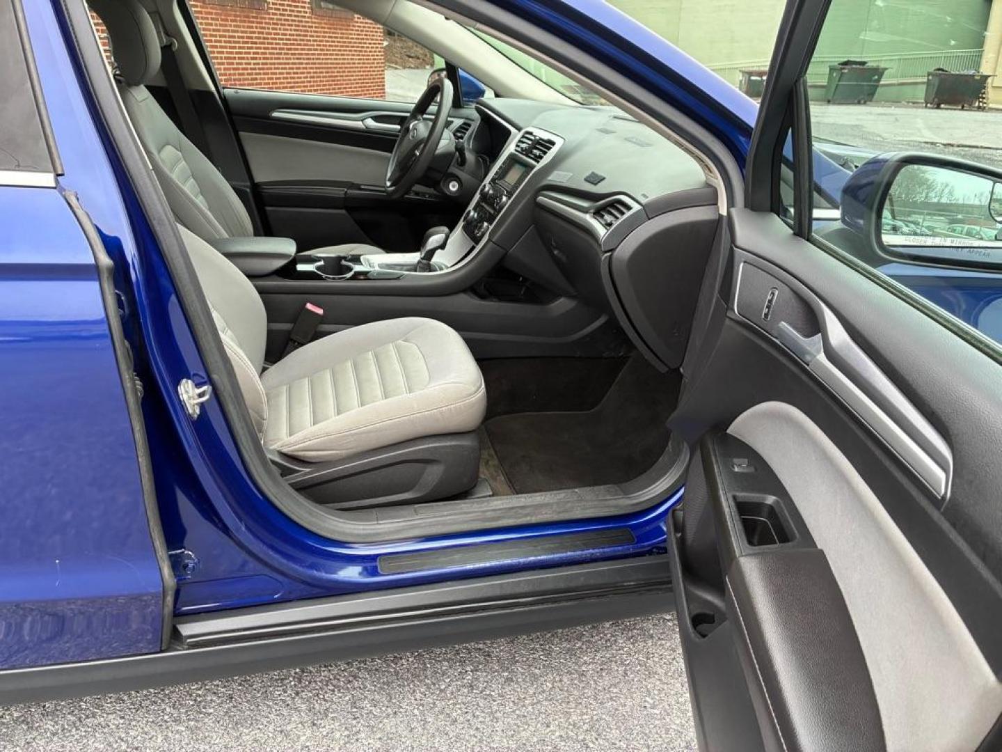 2014 BLUE FORD FUSION S (1FA6P0G7XE5) with an 2.5L engine, Automatic transmission, located at 117 North Cameron Street, Harrisburg, PA, 17101, (717) 963-8962, 40.266762, -76.875259 - WE FINANCE!!! Good Credit/ Bad Credit/ No Credit - ALL Trade-Ins Welcomed!!! ***Guaranteed Credit Approval*** APPLY ONLINE or CALL us TODAY ;) Please call us to discuss your cash and financing options. - Photo#8