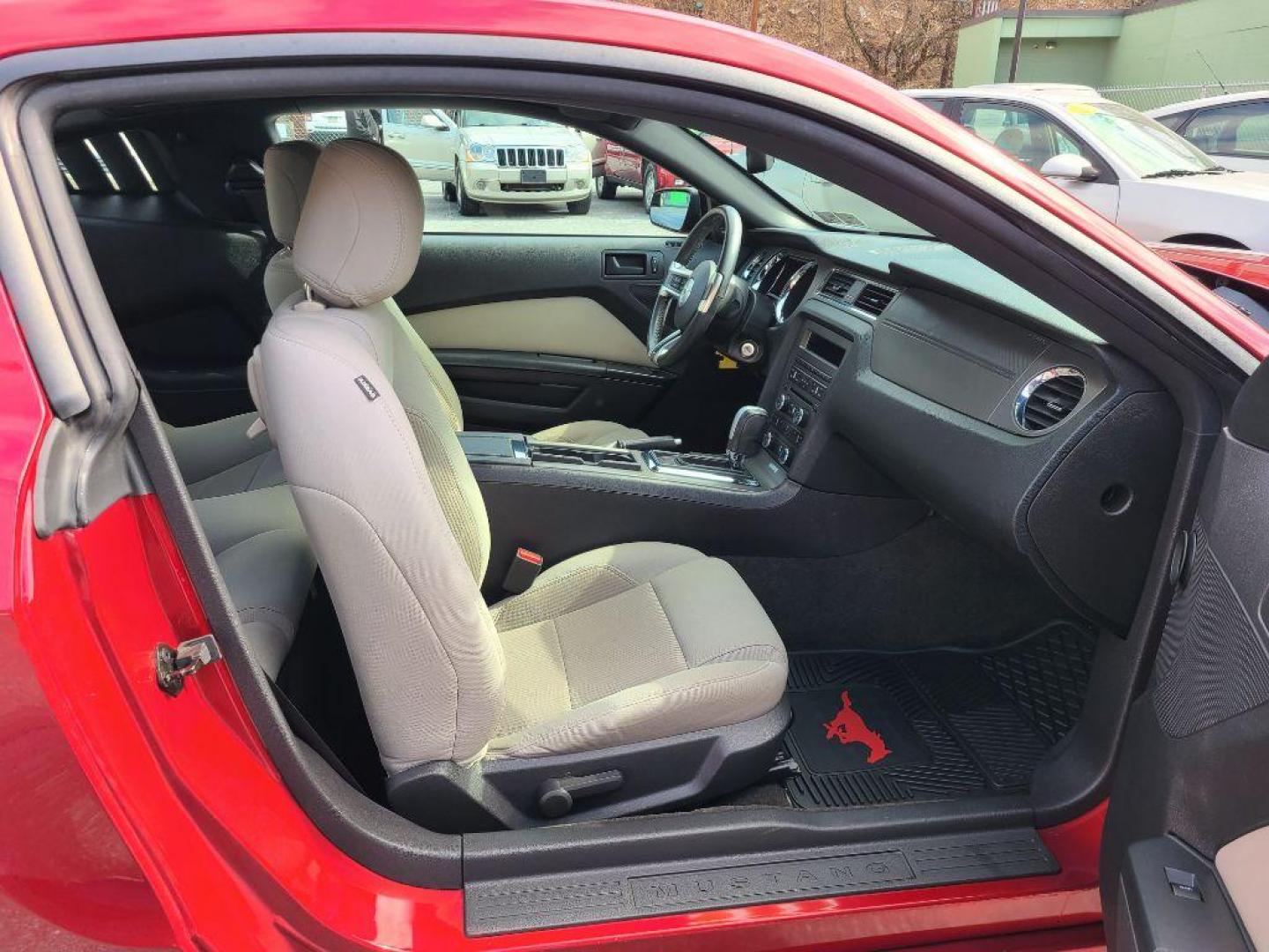2014 RED FORD MUSTANG COUPE (1ZVBP8AM5E5) with an 3.7L engine, Automatic transmission, located at 117 North Cameron Street, Harrisburg, PA, 17101, (717) 963-8962, 40.266762, -76.875259 - WE FINANCE!!! Good Credit/ Bad Credit/ No Credit - ALL Trade-Ins Welcomed!!! ***Guaranteed Credit Approval*** APPLY ONLINE or CALL us TODAY ;) Internet Prices and Marketplace Prices are SPECIAL discounted ***CASH DEALS*** Retail Prices are higher. Please call us to discuss your cash and finan - Photo#9