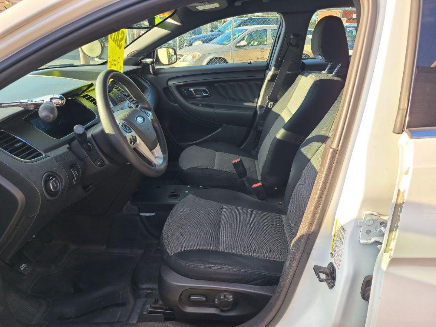 2014 WHITE FORD TAURUS POLICE INTERCEPTOR (1FAHP2MK5EG) with an 3.7L engine, Automatic transmission, located at 117 North Cameron Street, Harrisburg, PA, 17101, (717) 963-8962, 40.266762, -76.875259 - WE FINANCE!!! Good Credit/ Bad Credit/ No Credit - ALL Trade-Ins Welcomed!!! ***Guaranteed Credit Approval*** APPLY ONLINE or CALL us TODAY ;) Please call us to discuss your cash and financing options. - Photo#15