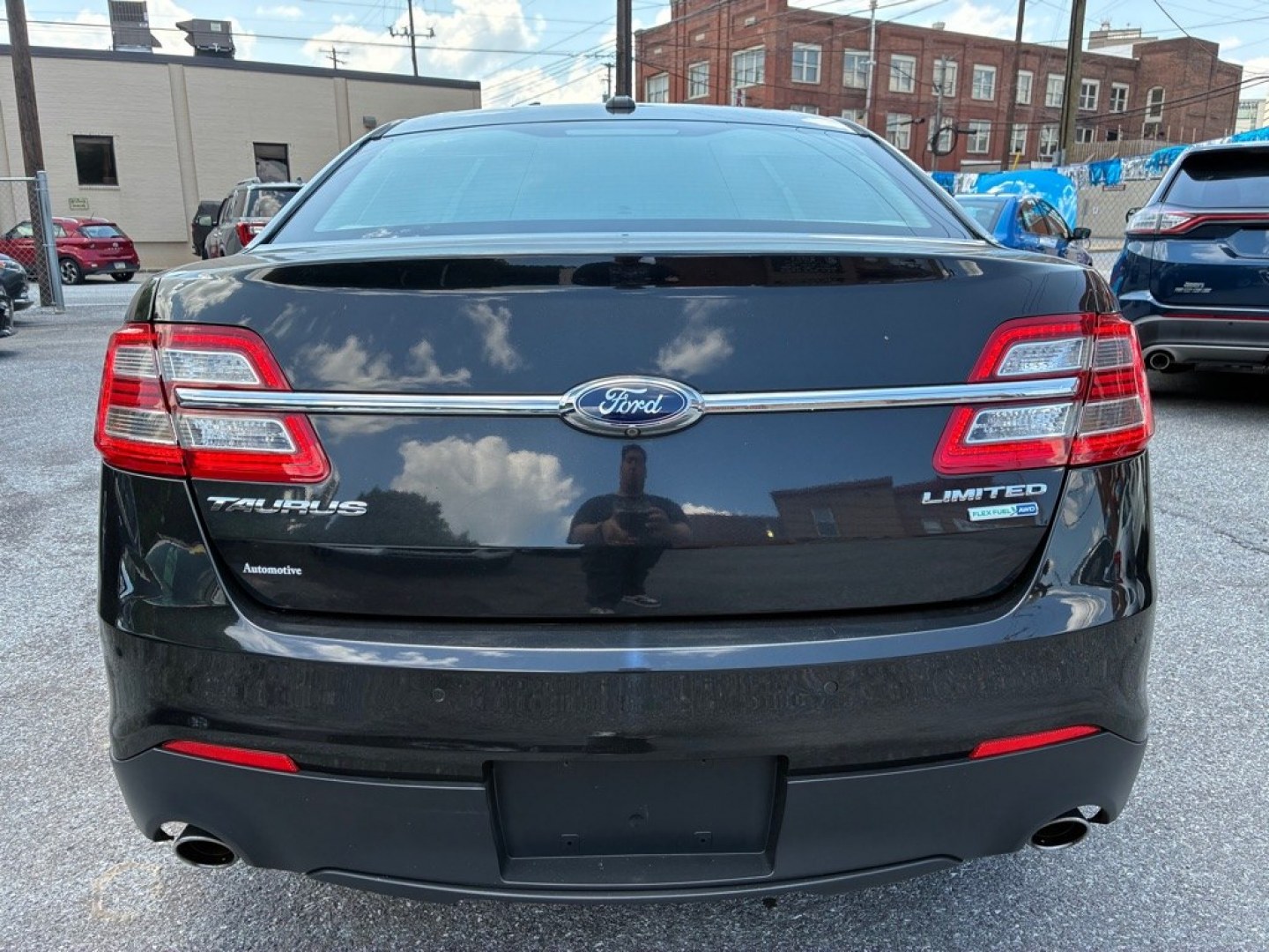2014 BLACK FORD TAURUS LIMITED (1FAHP2J80EG) with an 3.5L engine, Automatic transmission, located at 117 North Cameron Street, Harrisburg, PA, 17101, (717) 963-8962, 40.266762, -76.875259 - WE FINANCE!!! MOST vehicles are available for financing. Good Credit/ Challenged Credit/ No Credit - ALL Trade-Ins Welcomed!!! APPLY ONLINE or CALL us TODAY Please call us to discuss your cash and/or financing options. Thanks for checking our inventory! We're here to help.- Photo#3