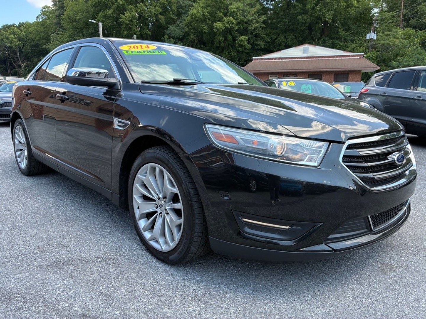 2014 BLACK FORD TAURUS LIMITED (1FAHP2J80EG) with an 3.5L engine, Automatic transmission, located at 117 North Cameron Street, Harrisburg, PA, 17101, (717) 963-8962, 40.266762, -76.875259 - WE FINANCE!!! MOST vehicles are available for financing. Good Credit/ Challenged Credit/ No Credit - ALL Trade-Ins Welcomed!!! APPLY ONLINE or CALL us TODAY Please call us to discuss your cash and/or financing options. Thanks for checking our inventory! We're here to help.- Photo#6
