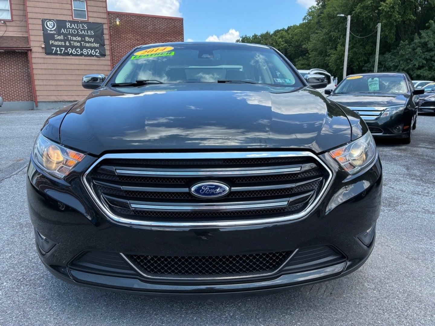 2014 BLACK FORD TAURUS LIMITED (1FAHP2J80EG) with an 3.5L engine, Automatic transmission, located at 117 North Cameron Street, Harrisburg, PA, 17101, (717) 963-8962, 40.266762, -76.875259 - WE FINANCE!!! MOST vehicles are available for financing. Good Credit/ Challenged Credit/ No Credit - ALL Trade-Ins Welcomed!!! APPLY ONLINE or CALL us TODAY Please call us to discuss your cash and/or financing options. Thanks for checking our inventory! We're here to help.- Photo#7