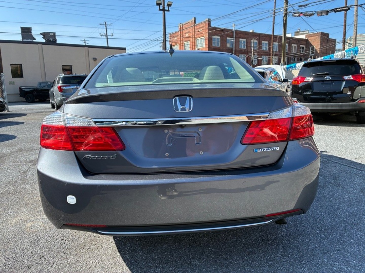 2014 GREY HONDA ACCORD HYBRID (1HGCR6F35EA) with an 2.0L engine, Continuously Variable transmission, located at 117 North Cameron Street, Harrisburg, PA, 17101, (717) 963-8962, 40.266762, -76.875259 - WE FINANCE!!! MOST vehicles are available for financing. Good Credit/ Challenged Credit/ No Credit - ALL Trade-Ins Welcomed!!! APPLY ONLINE or CALL us TODAY Please call us to discuss your cash and/or financing options. Thanks for checking our inventory! We're here to help.- Photo#3
