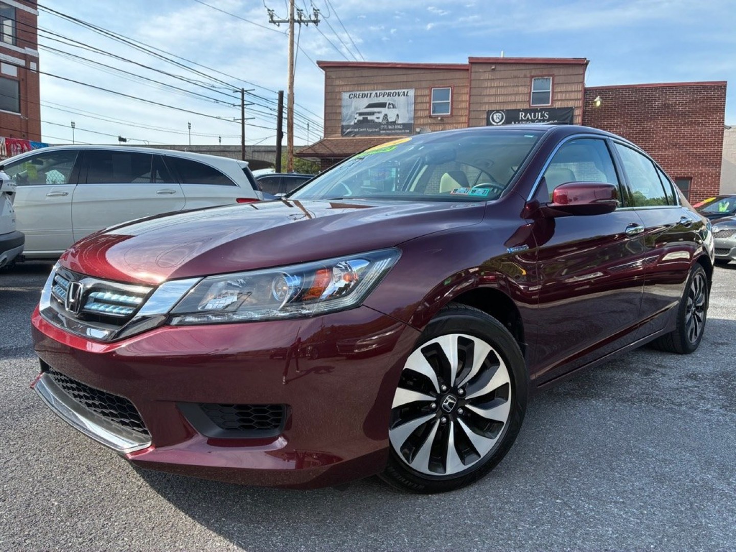 2014 RED HONDA ACCORD HYBRID EXL (1HGCR6F59EA) with an 2.0L engine, Continuously Variable transmission, located at 117 North Cameron Street, Harrisburg, PA, 17101, (717) 963-8962, 40.266762, -76.875259 - WE FINANCE!!! MOST vehicles are available for financing. Good Credit/ Challenged Credit/ No Credit - ALL Trade-Ins Welcomed!!! APPLY ONLINE or CALL us TODAY Please call us to discuss your cash and/or financing options. Thanks for checking our inventory! We're here to help.- Photo#0