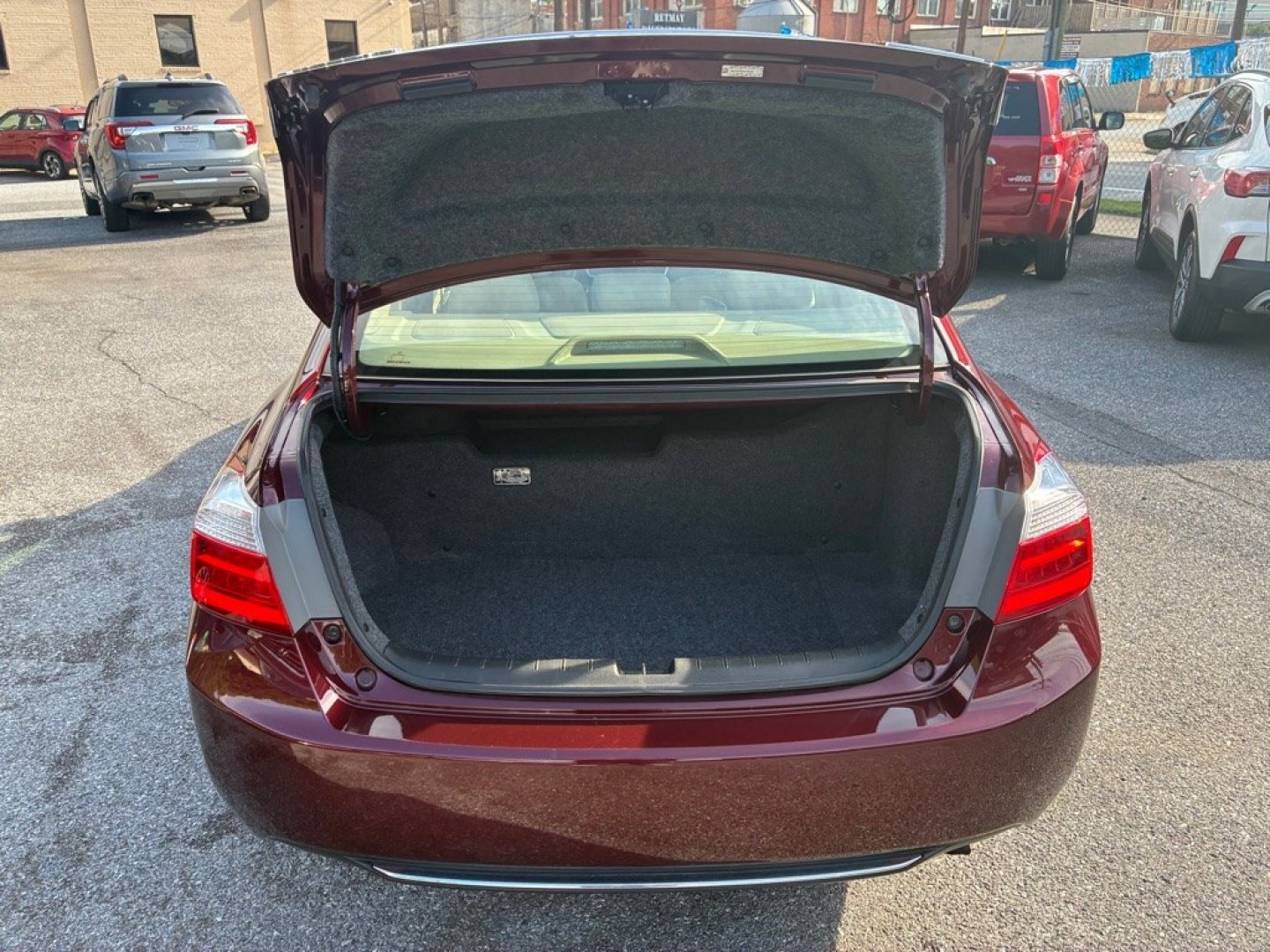 2014 RED HONDA ACCORD HYBRID EXL (1HGCR6F59EA) with an 2.0L engine, Continuously Variable transmission, located at 117 North Cameron Street, Harrisburg, PA, 17101, (717) 963-8962, 40.266762, -76.875259 - WE FINANCE!!! MOST vehicles are available for financing. Good Credit/ Challenged Credit/ No Credit - ALL Trade-Ins Welcomed!!! APPLY ONLINE or CALL us TODAY Please call us to discuss your cash and/or financing options. Thanks for checking our inventory! We're here to help.- Photo#10