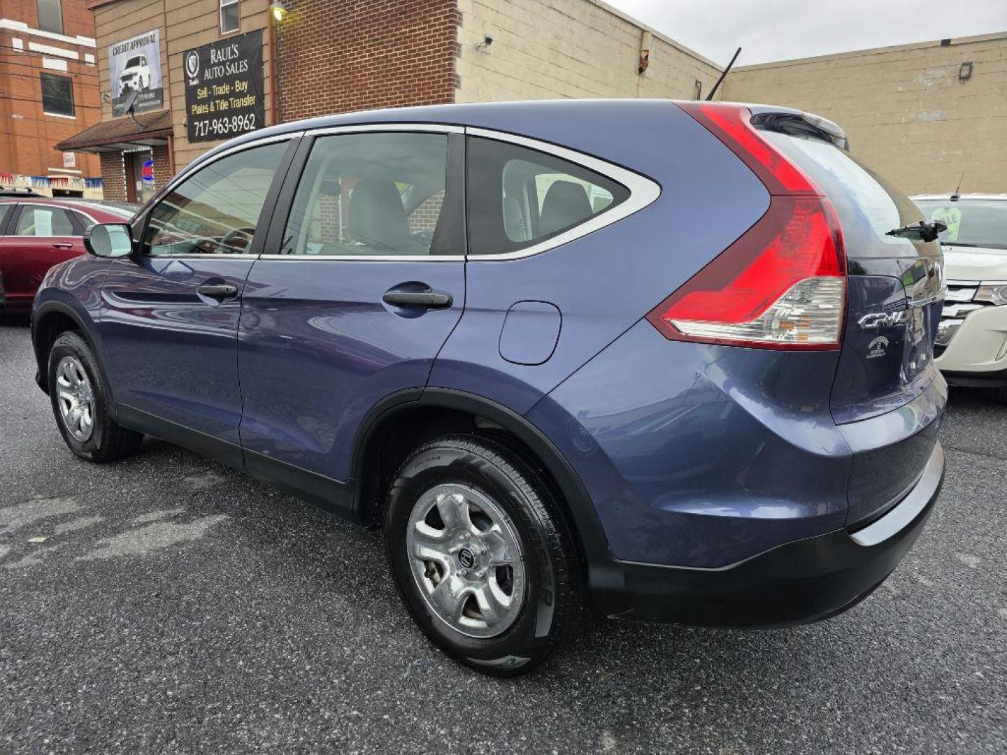 2014 BLUE HONDA CR-V LX (2HKRM4H3XEH) with an 2.4L engine, Automatic transmission, located at 117 North Cameron Street, Harrisburg, PA, 17101, (717) 963-8962, 40.266762, -76.875259 - WE FINANCE!!! Good Credit/ Bad Credit/ No Credit - ALL Trade-Ins Welcomed!!! ***Guaranteed Credit Approval*** APPLY ONLINE or CALL us TODAY ;) Please call us to discuss your cash and financing options. - Photo#2