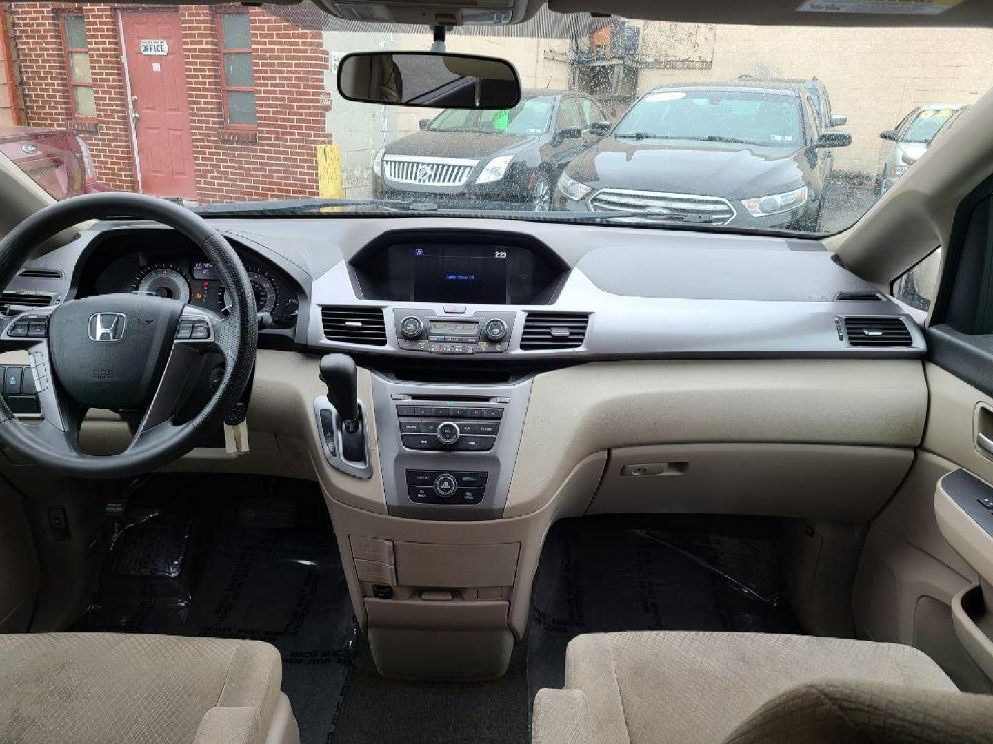 2014 WHITE HONDA ODYSSEY LX (5FNRL5H21EB) with an 3.5L engine, Automatic transmission, located at 117 North Cameron Street, Harrisburg, PA, 17101, (717) 963-8962, 40.266762, -76.875259 - WE FINANCE!!! Good Credit/ Bad Credit/ No Credit - ALL Trade-Ins Welcomed!!! ***Guaranteed Credit Approval*** APPLY ONLINE or CALL us TODAY ;) Internet Prices and Marketplace Prices are SPECIAL discounted ***CASH DEALS*** Retail Prices are higher. Please call us to discuss your cash and finan - Photo#10