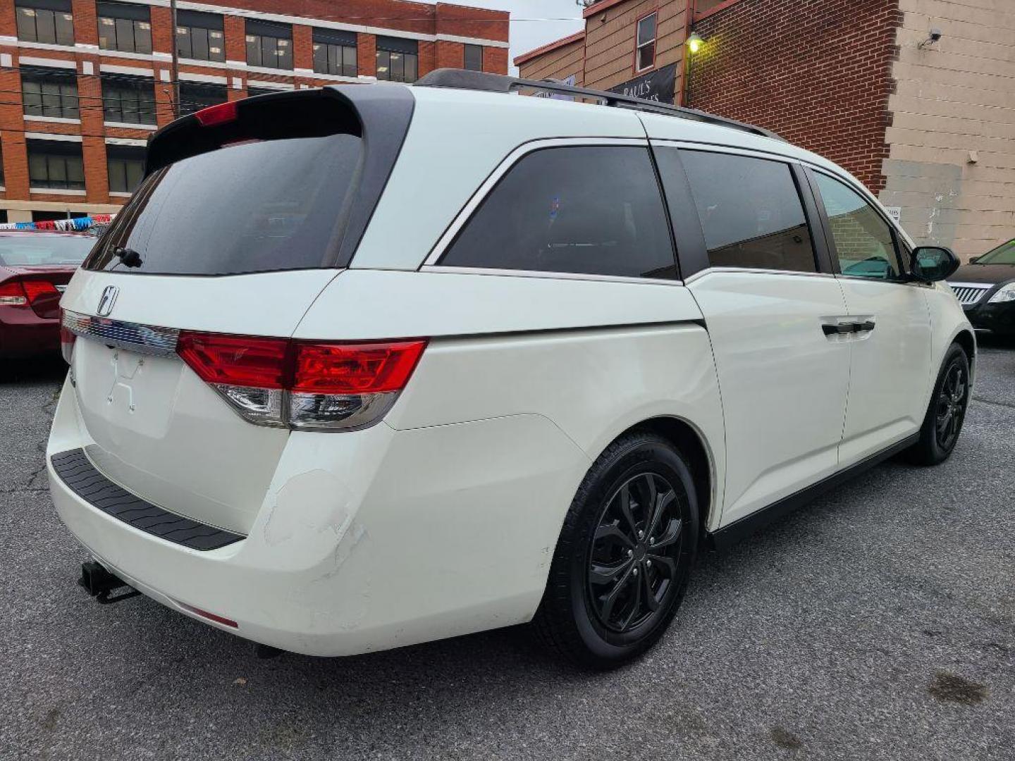2014 WHITE HONDA ODYSSEY LX (5FNRL5H21EB) with an 3.5L engine, Automatic transmission, located at 117 North Cameron Street, Harrisburg, PA, 17101, (717) 963-8962, 40.266762, -76.875259 - WE FINANCE!!! Good Credit/ Bad Credit/ No Credit - ALL Trade-Ins Welcomed!!! ***Guaranteed Credit Approval*** APPLY ONLINE or CALL us TODAY ;) Internet Prices and Marketplace Prices are SPECIAL discounted ***CASH DEALS*** Retail Prices are higher. Please call us to discuss your cash and finan - Photo#3