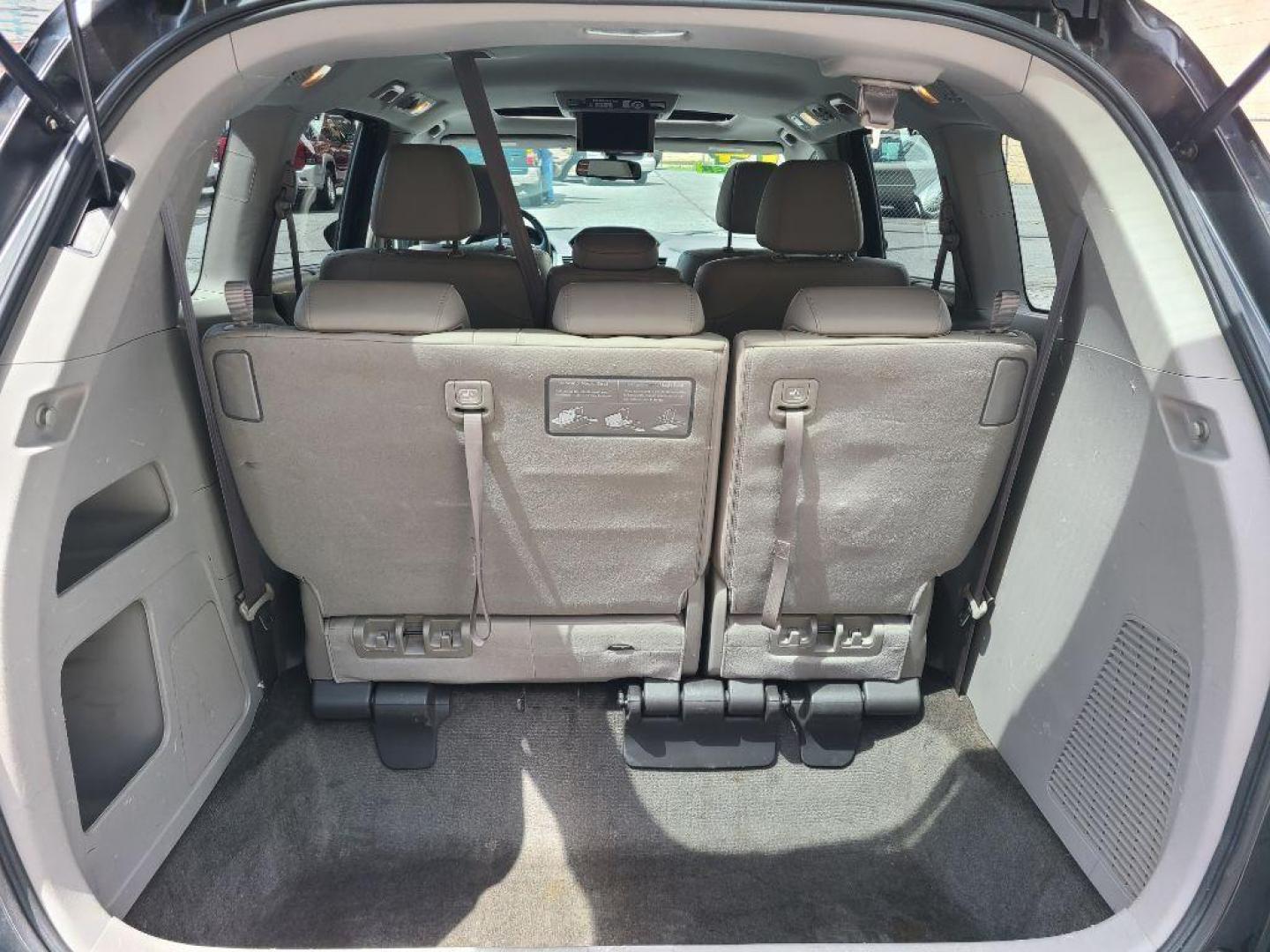 2014 BLACK HONDA ODYSSEY EXL (5FNRL5H65EB) with an 3.5L engine, Automatic transmission, located at 117 North Cameron Street, Harrisburg, PA, 17101, (717) 963-8962, 40.266762, -76.875259 - WE FINANCE!!! Good Credit/ Bad Credit/ No Credit - ALL Trade-Ins Welcomed!!! ***Guaranteed Credit Approval*** APPLY ONLINE or CALL us TODAY ;) Internet Prices and Marketplace Prices are SPECIAL discounted ***CASH DEALS*** Retail Prices are higher. Please call us to discuss your cash and finan - Photo#10