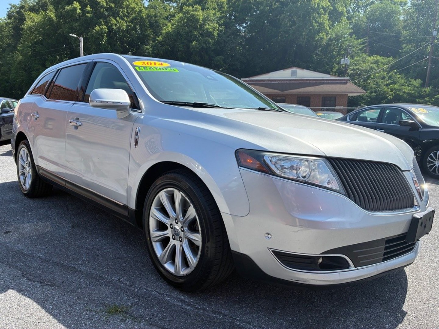 2014 SILVER LINCOLN MKT (2LMHJ5AT2EB) with an 3.5L engine, Automatic transmission, located at 117 North Cameron Street, Harrisburg, PA, 17101, (717) 963-8962, 40.266762, -76.875259 - WE FINANCE!!! MOST vehicles are available for financing. Good Credit/ Challenged Credit/ No Credit - ALL Trade-Ins Welcomed!!! APPLY ONLINE or CALL us TODAY Please call us to discuss your cash and/or financing options. Thanks for checking our inventory! We're here to help.- Photo#6