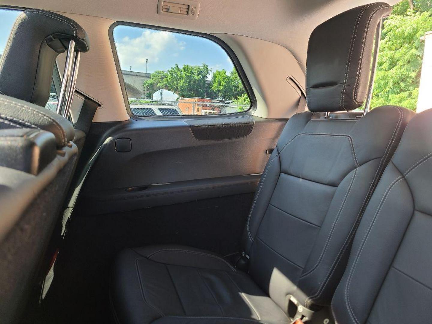 2014 GRAY MERCEDES-BENZ GL 550 4MATIC (4JGDF7DE4EA) with an 4.6L engine, Automatic transmission, located at 117 North Cameron Street, Harrisburg, PA, 17101, (717) 963-8962, 40.266762, -76.875259 - WE FINANCE!!! Good Credit/ Bad Credit/ No Credit - ALL Trade-Ins Welcomed!!! ***Guaranteed Credit Approval*** APPLY ONLINE or CALL us TODAY ;) Internet Prices and Marketplace Prices are SPECIAL discounted ***CASH DEALS*** Retail Prices are higher. Please call us to discuss your cash and finan - Photo#15