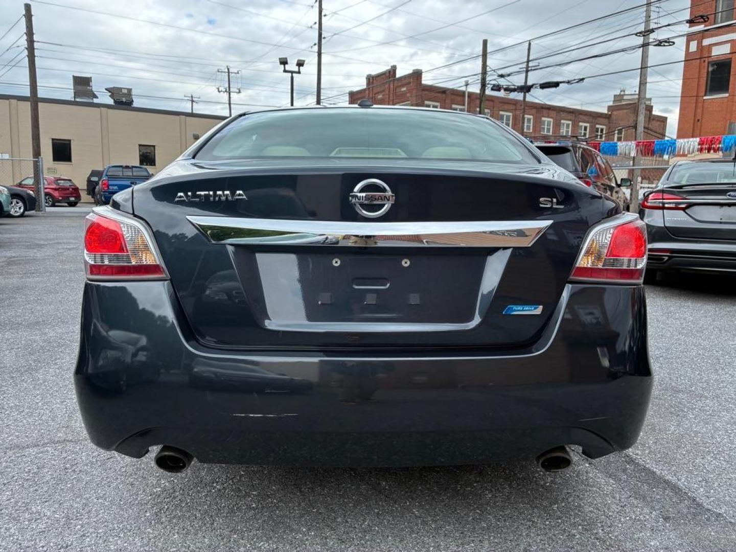 2014 GREY NISSAN ALTIMA 2.5 (1N4AL3AP8EC) with an 2.5L engine, Continuously Variable transmission, located at 117 North Cameron Street, Harrisburg, PA, 17101, (717) 963-8962, 40.266762, -76.875259 - WE FINANCE!!! MOST vehicles are available for financing. Good Credit/ Challenged Credit/ No Credit - ALL Trade-Ins Welcomed!!! APPLY ONLINE or CALL us TODAY Please call us to discuss your cash and/or financing options. Thanks for checking our inventory! We're here to help.- Photo#3