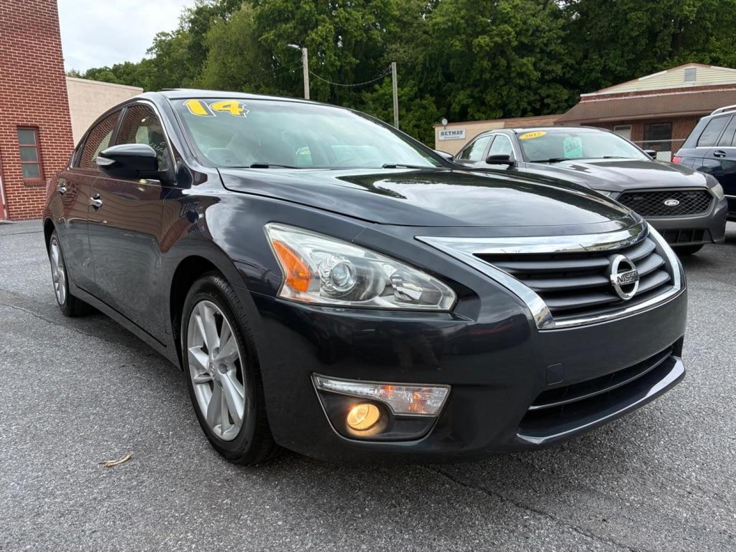 2014 GREY NISSAN ALTIMA 2.5 (1N4AL3AP8EC) with an 2.5L engine, Continuously Variable transmission, located at 117 North Cameron Street, Harrisburg, PA, 17101, (717) 963-8962, 40.266762, -76.875259 - WE FINANCE!!! MOST vehicles are available for financing. Good Credit/ Challenged Credit/ No Credit - ALL Trade-Ins Welcomed!!! APPLY ONLINE or CALL us TODAY Please call us to discuss your cash and/or financing options. Thanks for checking our inventory! We're here to help.- Photo#6