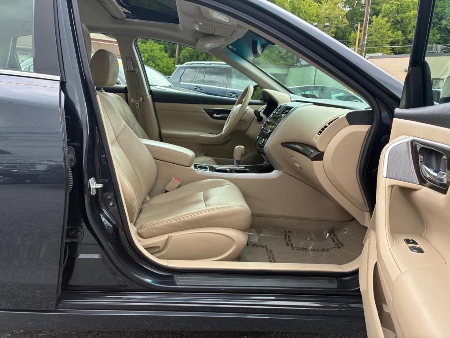 2014 GREY NISSAN ALTIMA 2.5 (1N4AL3AP8EC) with an 2.5L engine, Continuously Variable transmission, located at 117 North Cameron Street, Harrisburg, PA, 17101, (717) 963-8962, 40.266762, -76.875259 - WE FINANCE!!! MOST vehicles are available for financing. Good Credit/ Challenged Credit/ No Credit - ALL Trade-Ins Welcomed!!! APPLY ONLINE or CALL us TODAY Please call us to discuss your cash and/or financing options. Thanks for checking our inventory! We're here to help.- Photo#8