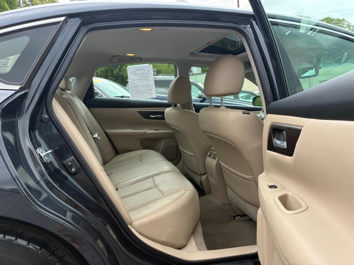 2014 GREY NISSAN ALTIMA 2.5 (1N4AL3AP8EC) with an 2.5L engine, Continuously Variable transmission, located at 117 North Cameron Street, Harrisburg, PA, 17101, (717) 963-8962, 40.266762, -76.875259 - WE FINANCE!!! MOST vehicles are available for financing. Good Credit/ Challenged Credit/ No Credit - ALL Trade-Ins Welcomed!!! APPLY ONLINE or CALL us TODAY Please call us to discuss your cash and/or financing options. Thanks for checking our inventory! We're here to help.- Photo#9