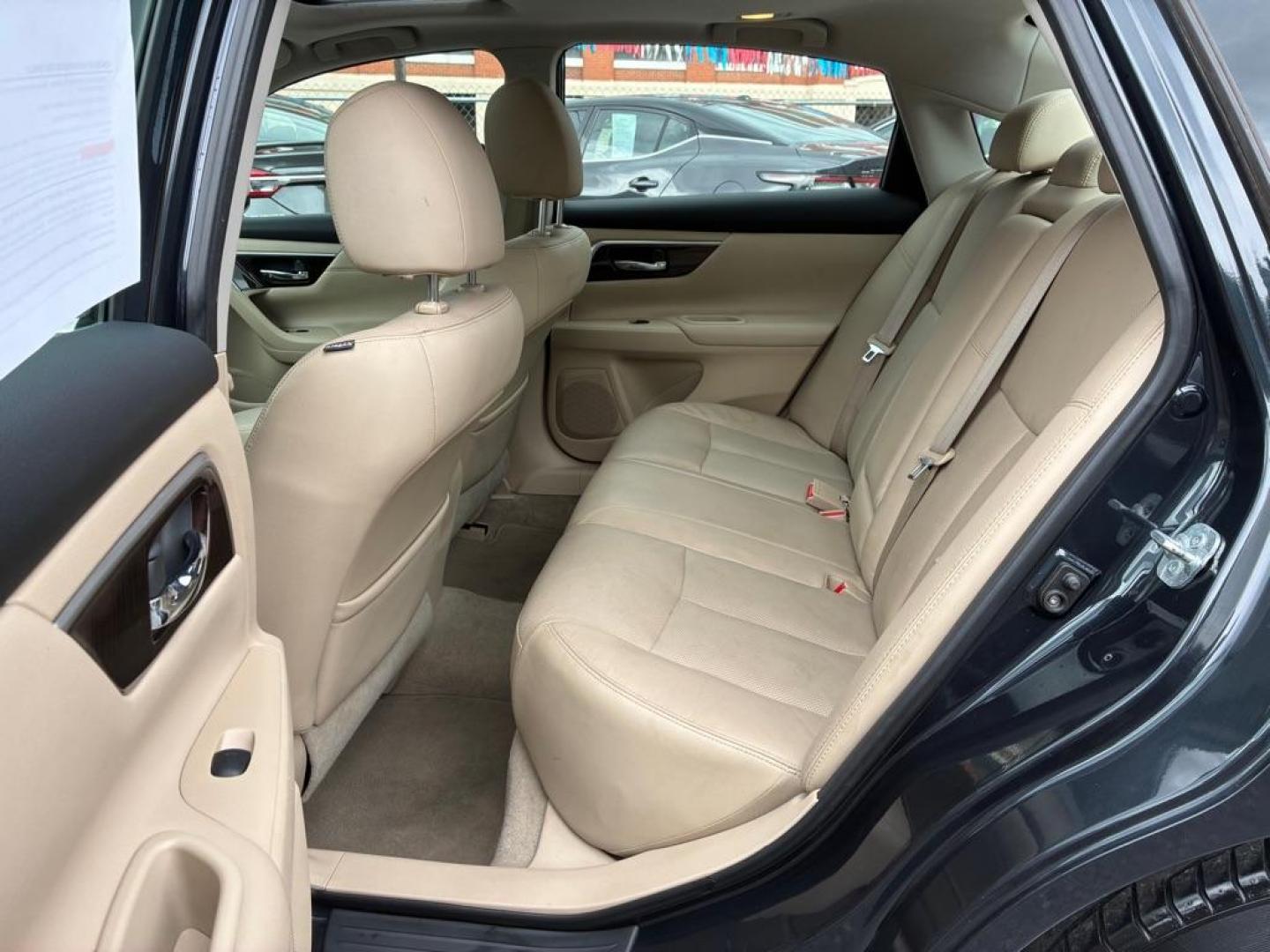 2014 GREY NISSAN ALTIMA 2.5 (1N4AL3AP8EC) with an 2.5L engine, Continuously Variable transmission, located at 117 North Cameron Street, Harrisburg, PA, 17101, (717) 963-8962, 40.266762, -76.875259 - WE FINANCE!!! MOST vehicles are available for financing. Good Credit/ Challenged Credit/ No Credit - ALL Trade-Ins Welcomed!!! APPLY ONLINE or CALL us TODAY Please call us to discuss your cash and/or financing options. Thanks for checking our inventory! We're here to help.- Photo#11