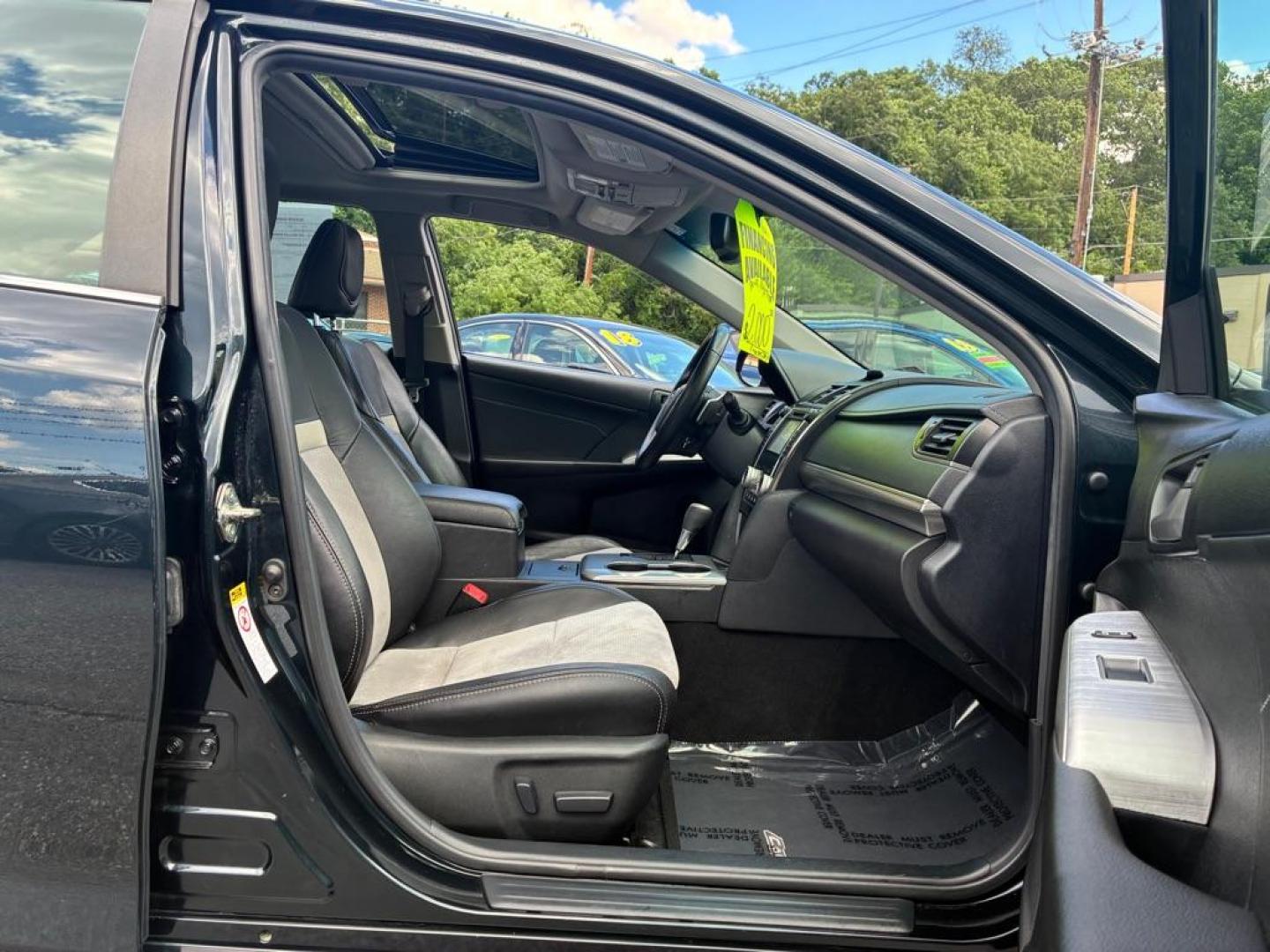 2014 GRAY TOYOTA CAMRY L (4T1BF1FK0EU) with an 2.5L engine, Automatic transmission, located at 117 North Cameron Street, Harrisburg, PA, 17101, (717) 963-8962, 40.266762, -76.875259 - WE FINANCE!!! MOST vehicles are available for financing. Good Credit/ Challenged Credit/ No Credit - ALL Trade-Ins Welcomed!!! APPLY ONLINE or CALL us TODAY Please call us to discuss your cash and/or financing options. Thanks for checking our inventory! We're here to help.- Photo#8