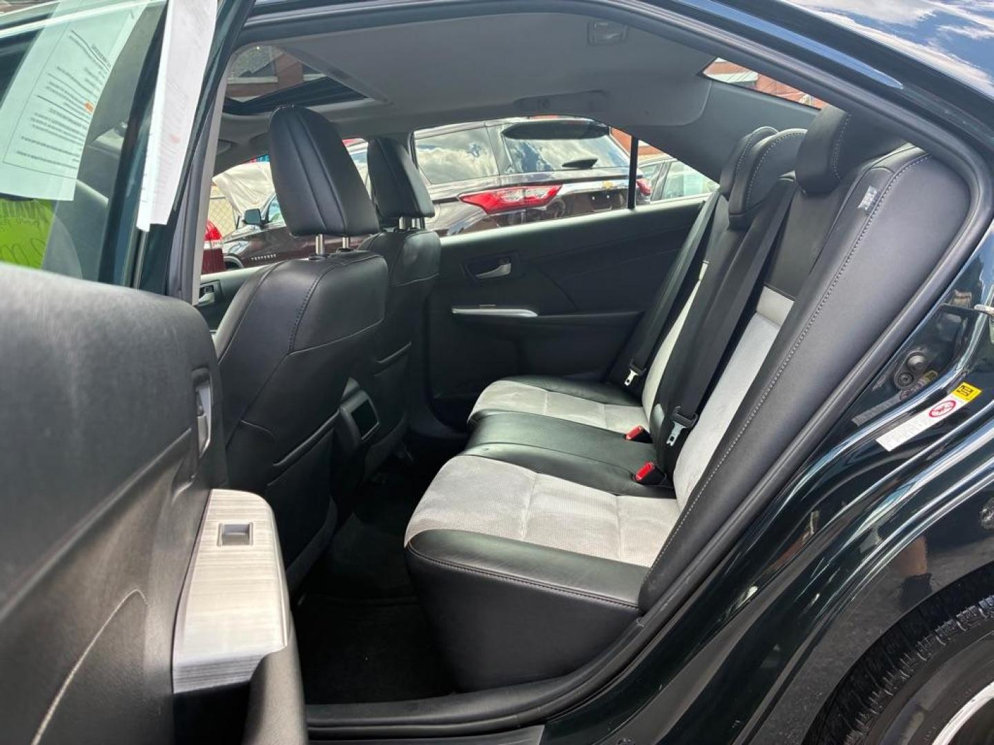 2014 GRAY TOYOTA CAMRY L (4T1BF1FK0EU) with an 2.5L engine, Automatic transmission, located at 117 North Cameron Street, Harrisburg, PA, 17101, (717) 963-8962, 40.266762, -76.875259 - WE FINANCE!!! MOST vehicles are available for financing. Good Credit/ Challenged Credit/ No Credit - ALL Trade-Ins Welcomed!!! APPLY ONLINE or CALL us TODAY Please call us to discuss your cash and/or financing options. Thanks for checking our inventory! We're here to help.- Photo#11