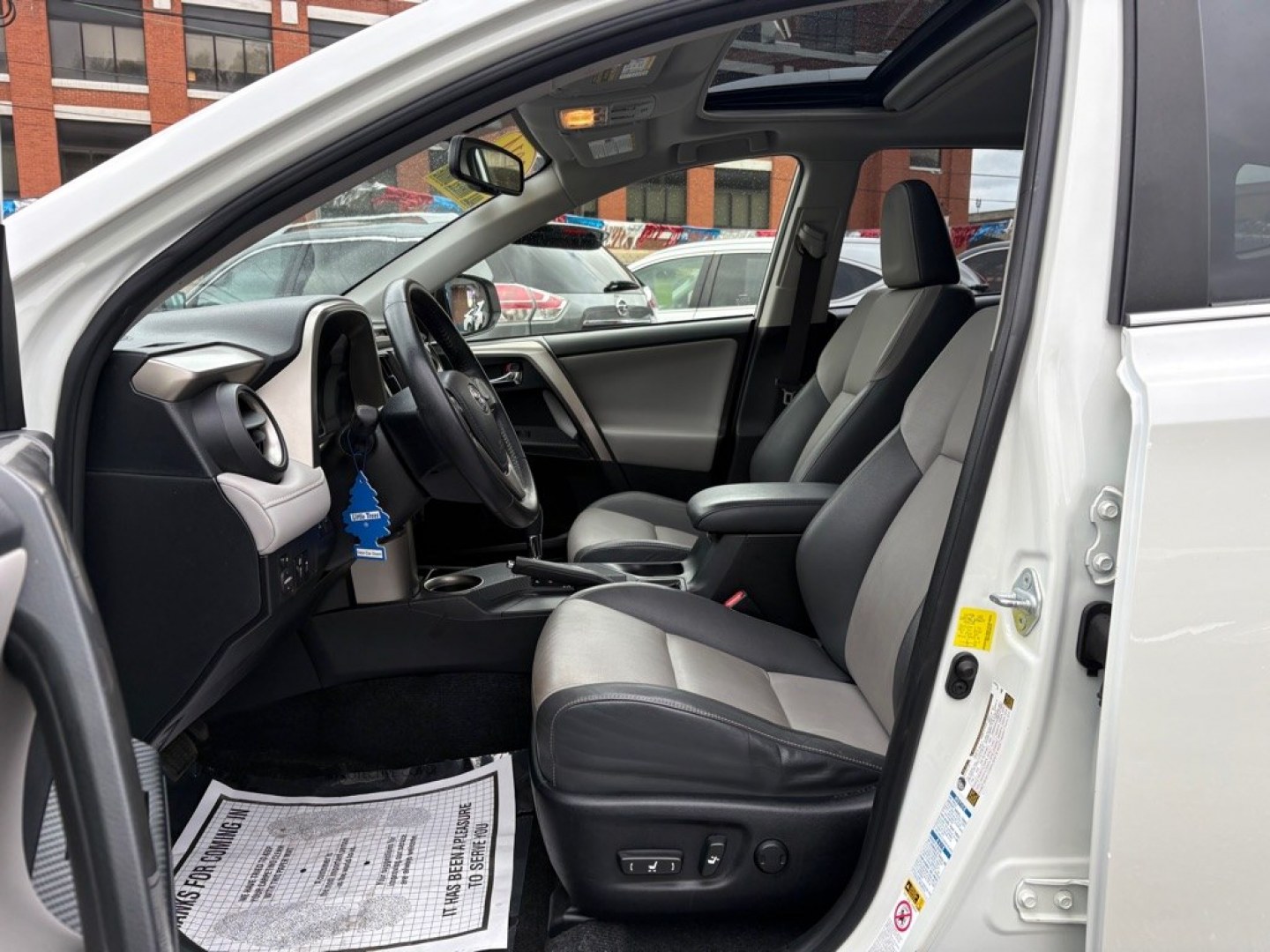 2014 WHITE TOYOTA RAV4 LIMITED (JTMDFREV6ED) with an 2.5L engine, Automatic transmission, located at 117 North Cameron Street, Harrisburg, PA, 17101, (717) 963-8962, 40.266762, -76.875259 - WE FINANCE!!! MOST vehicles are available for financing. Good Credit/ Challenged Credit/ No Credit - ALL Trade-Ins Welcomed!!! APPLY ONLINE or CALL us TODAY Please call us to discuss your cash and/or financing options. Thanks for checking our inventory! We're here to help.- Photo#13
