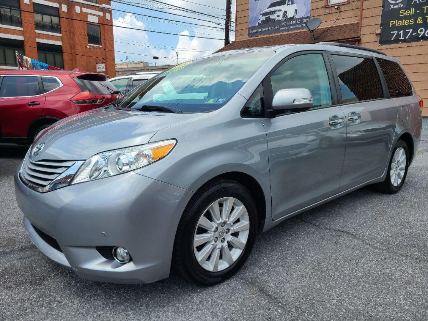 2014 SILVER TOYOTA SIENNA XLE (5TDDK3DC7ES) with an 3.5L engine, Automatic transmission, located at 7981 Paxton Street, Harrisburg, PA, 17111, (717) 561-2926, 40.261490, -76.749229 - WE FINANCE!!! Good Credit/ Bad Credit/ No Credit - ALL Trade-Ins Welcomed!!! ***Guaranteed Credit Approval*** APPLY ONLINE or CALL us TODAY ;) Internet Prices and Marketplace Prices are SPECIAL discounted ***CASH DEALS*** Retail Prices are higher. Please call us to discuss your cash and finan - Photo#0