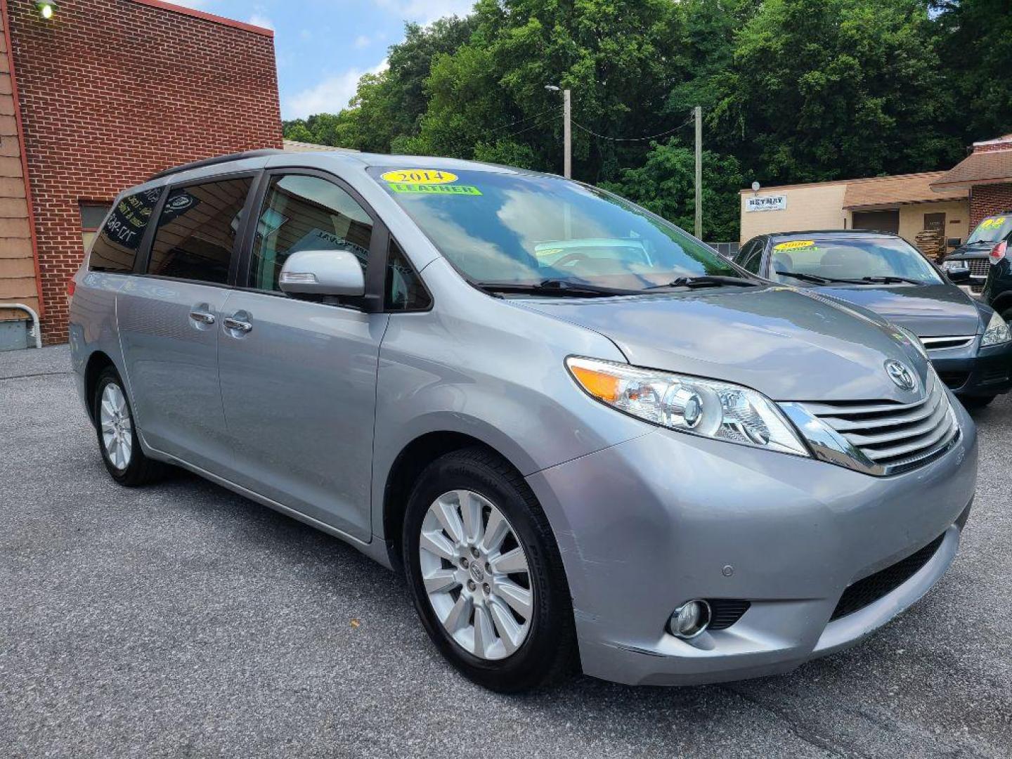 2014 SILVER TOYOTA SIENNA XLE (5TDDK3DC7ES) with an 3.5L engine, Automatic transmission, located at 7981 Paxton Street, Harrisburg, PA, 17111, (717) 561-2926, 40.261490, -76.749229 - WE FINANCE!!! Good Credit/ Bad Credit/ No Credit - ALL Trade-Ins Welcomed!!! ***Guaranteed Credit Approval*** APPLY ONLINE or CALL us TODAY ;) Internet Prices and Marketplace Prices are SPECIAL discounted ***CASH DEALS*** Retail Prices are higher. Please call us to discuss your cash and finan - Photo#6